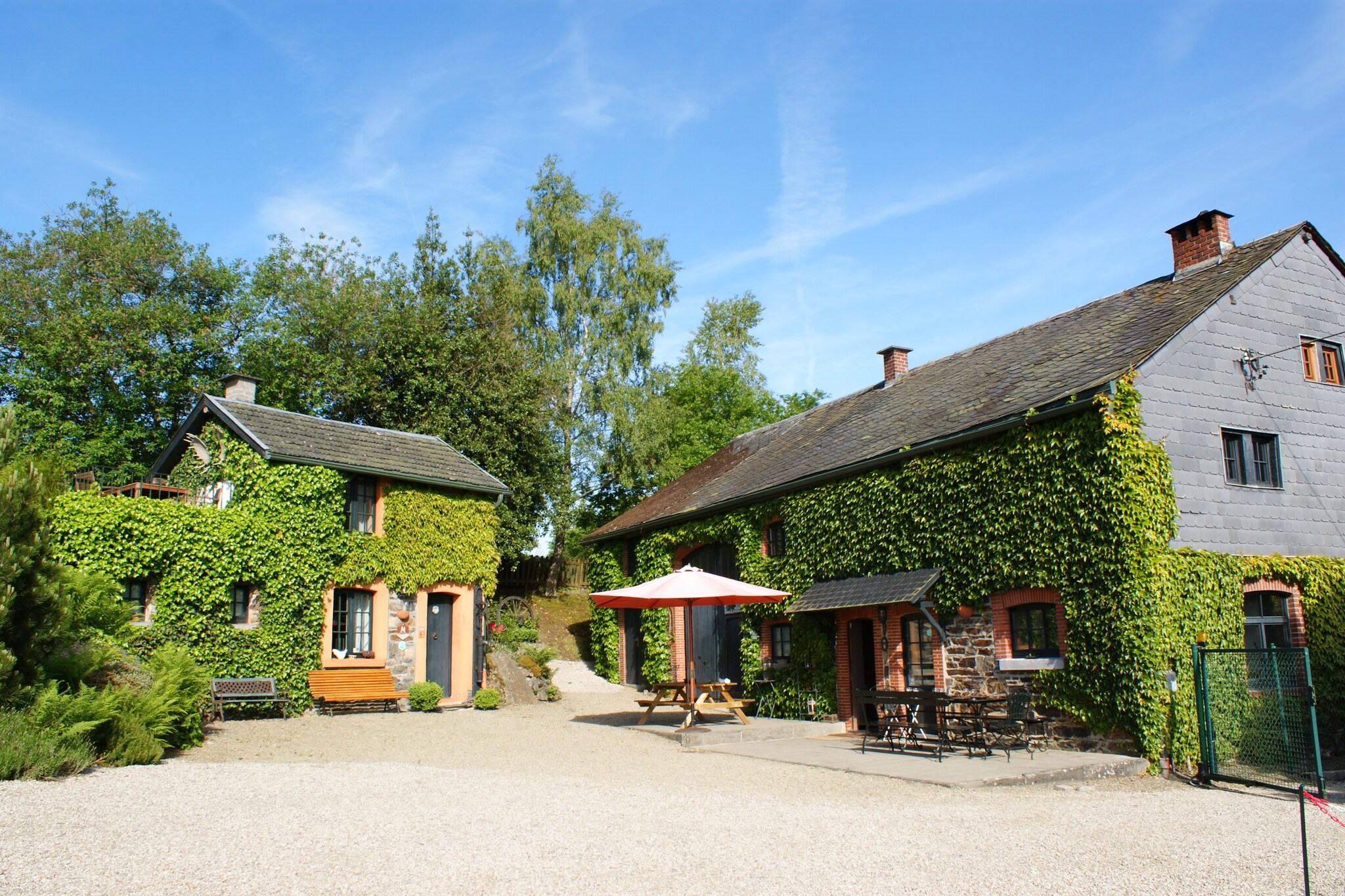 Vakantiehuis Stavelot max. 10 personen 5 slaapkamers #1