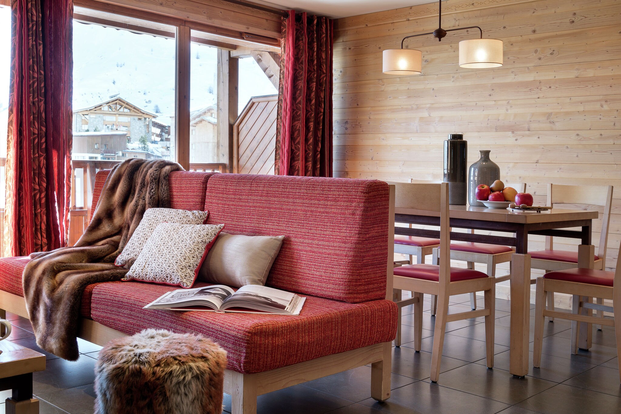 Hilltop apartment, at just 300 m. from the slopes in Tignes