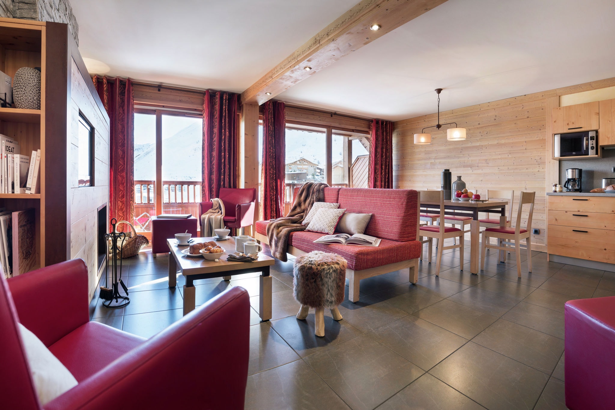 Hilltop apartment, at just 300 m. from the slopes in Tignes
