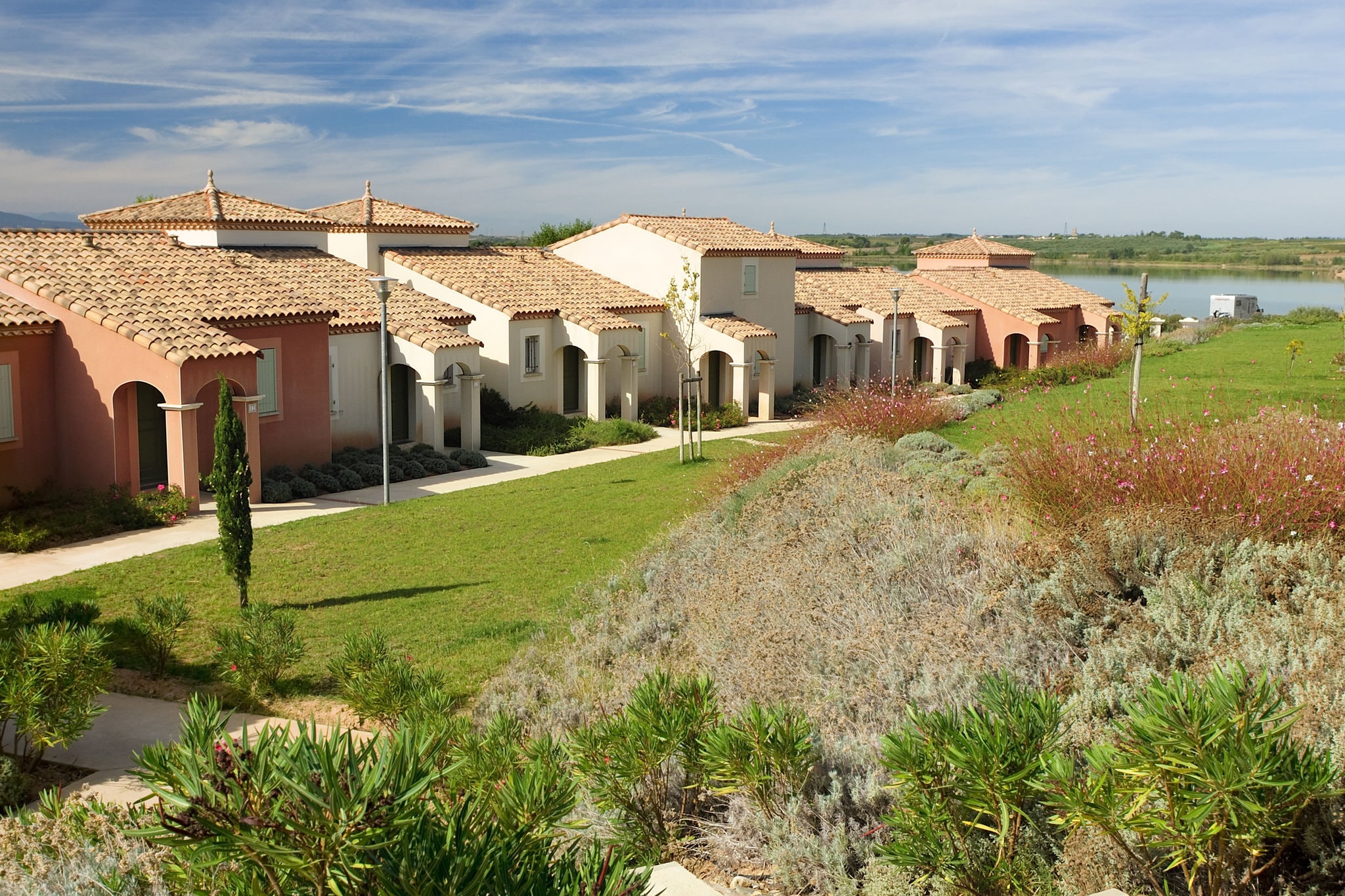 Maison mitoyenne avec terrasse ou loggia située en Languedoc