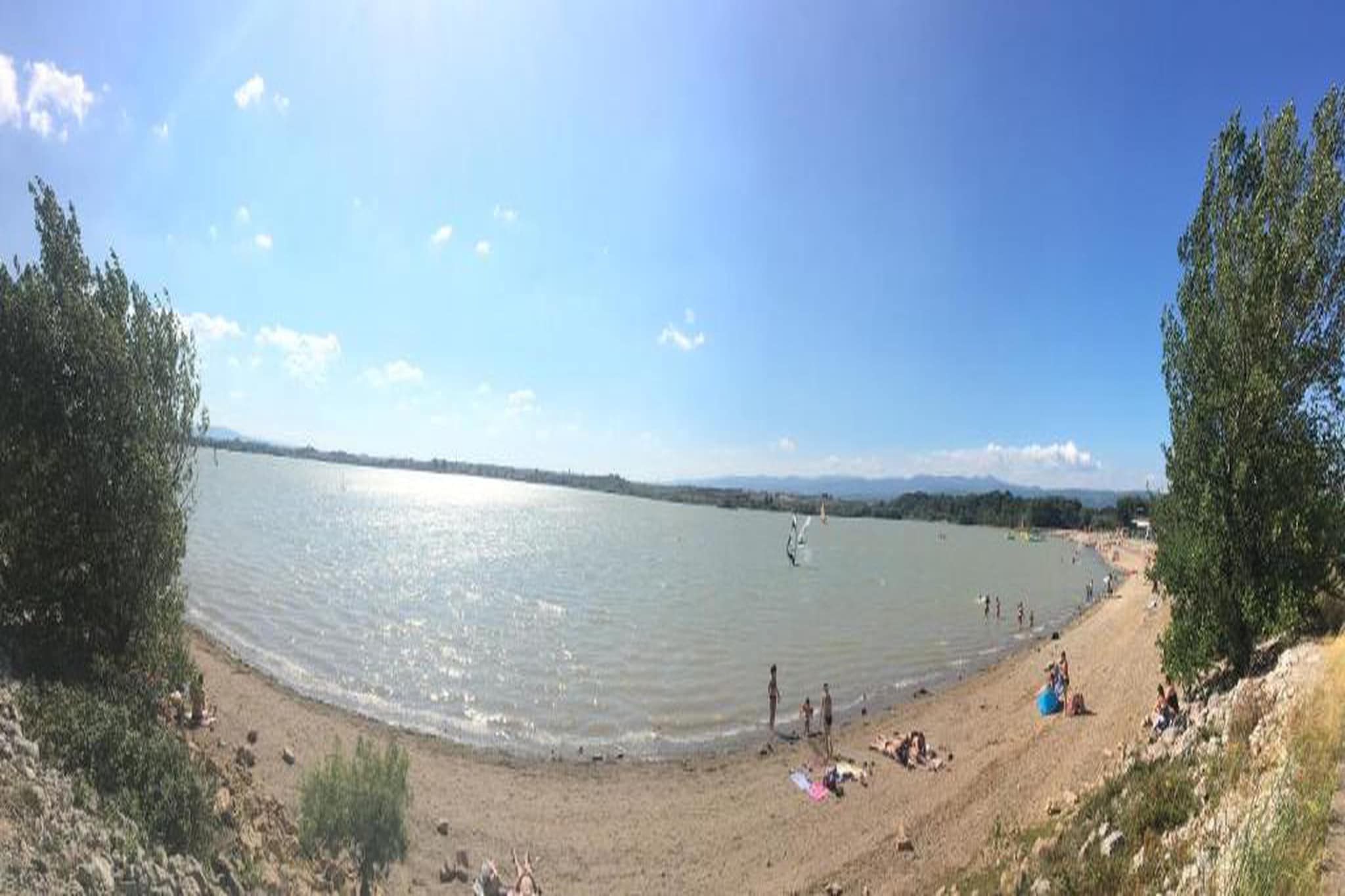 Les Hauts du Lac-Gebieden zomer 20km