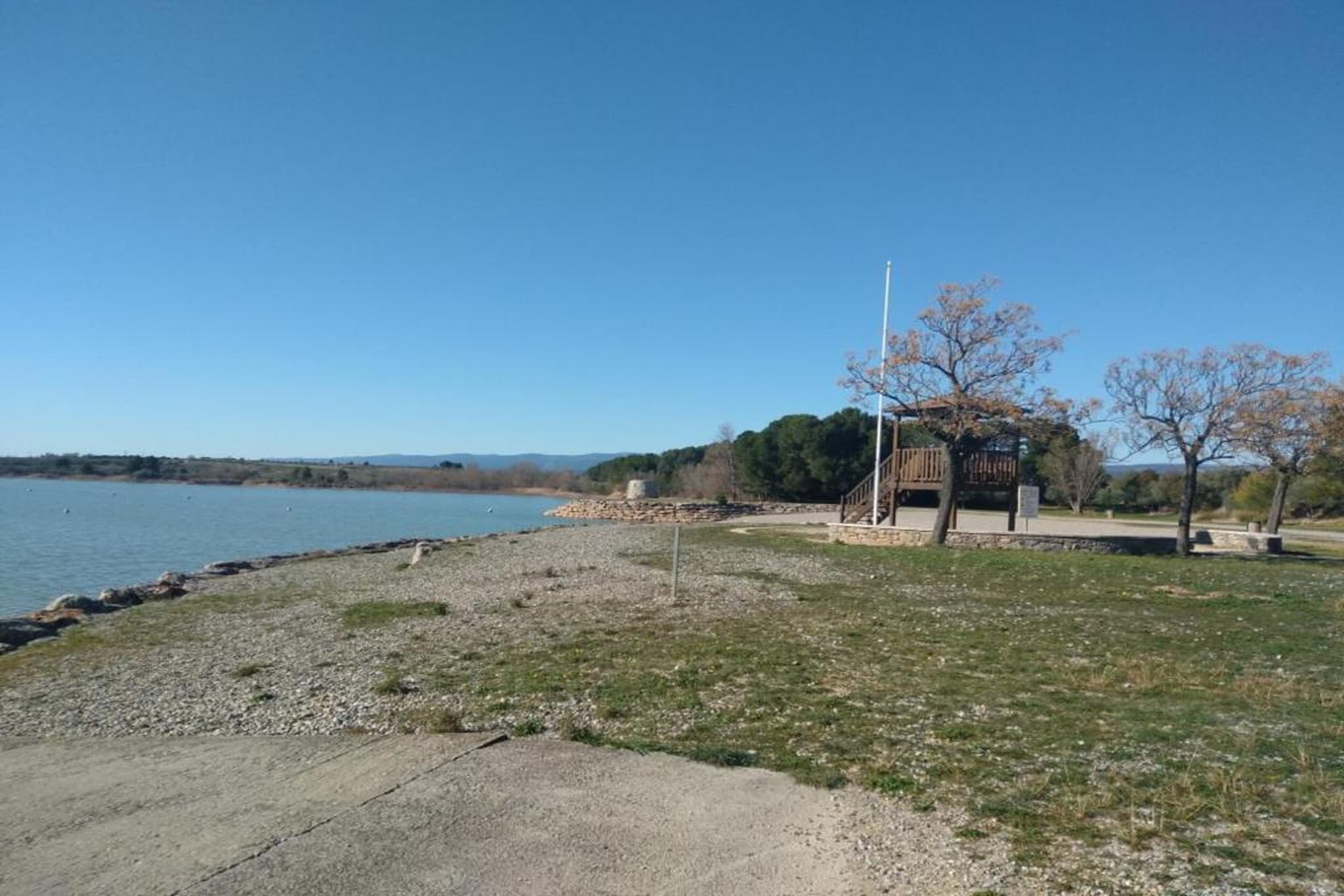Les Hauts du Lac-Gebieden zomer 20km