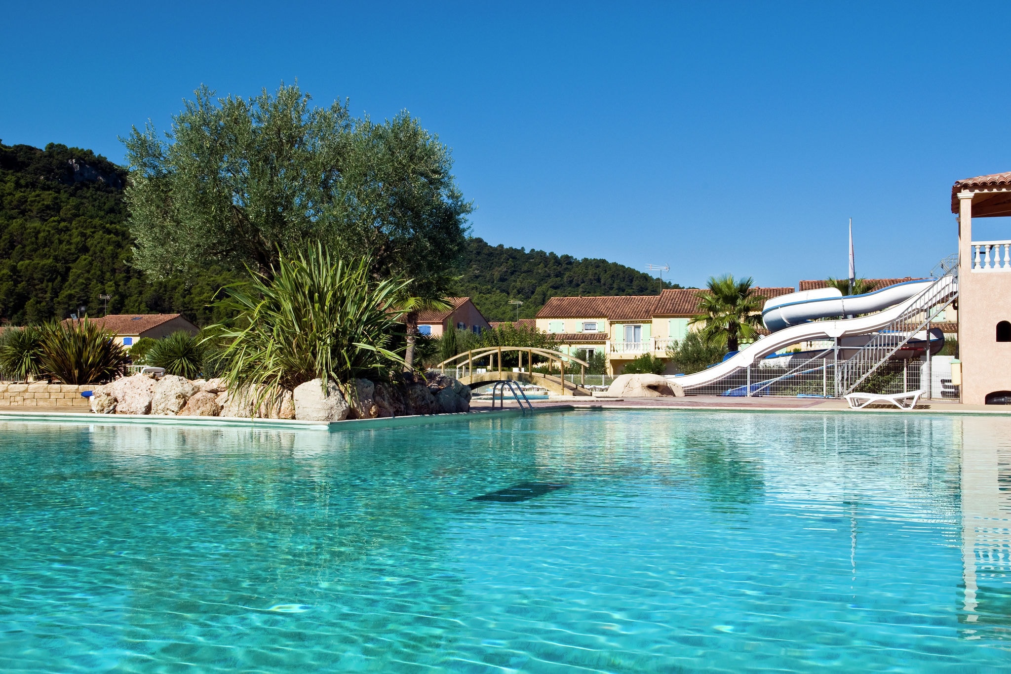 Luxe Provençaalse villa met airco vlakbij het leuke Vidauban