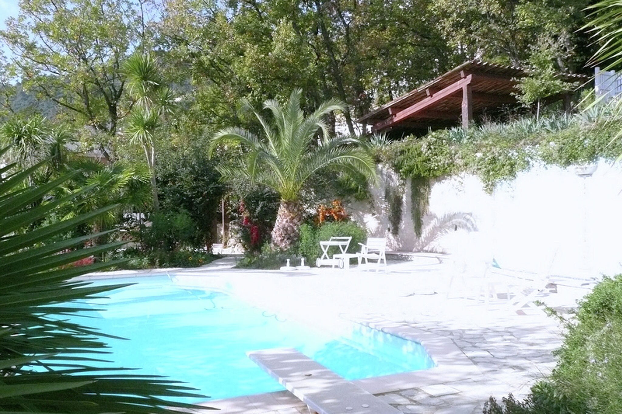 Tolle Ferienwohnung in Le Tignet South, Provence mit Garten