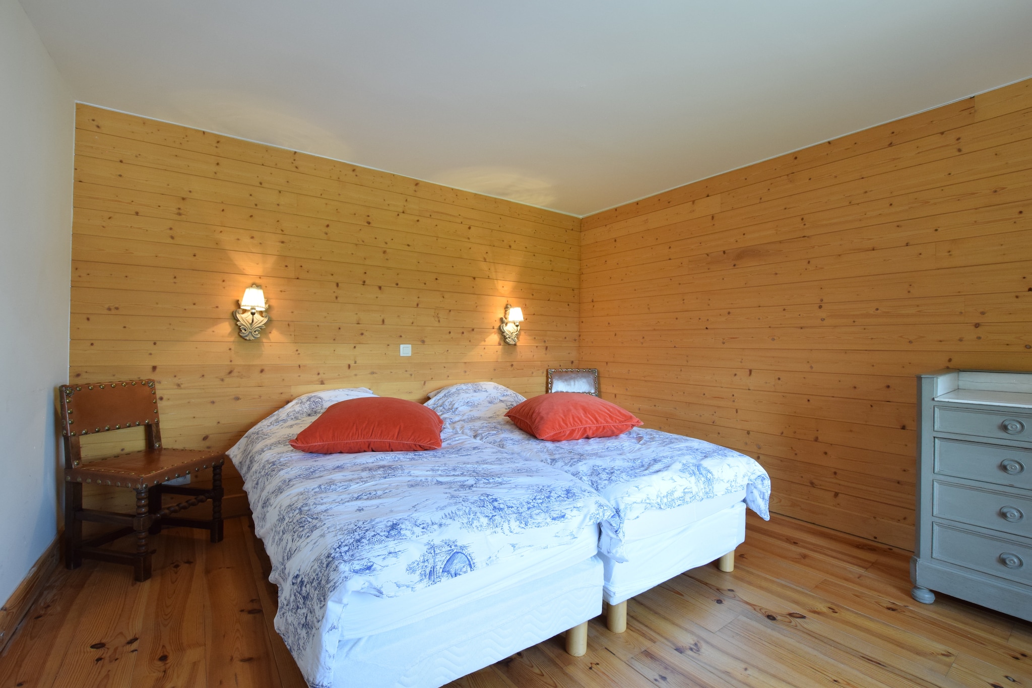 Bed Room