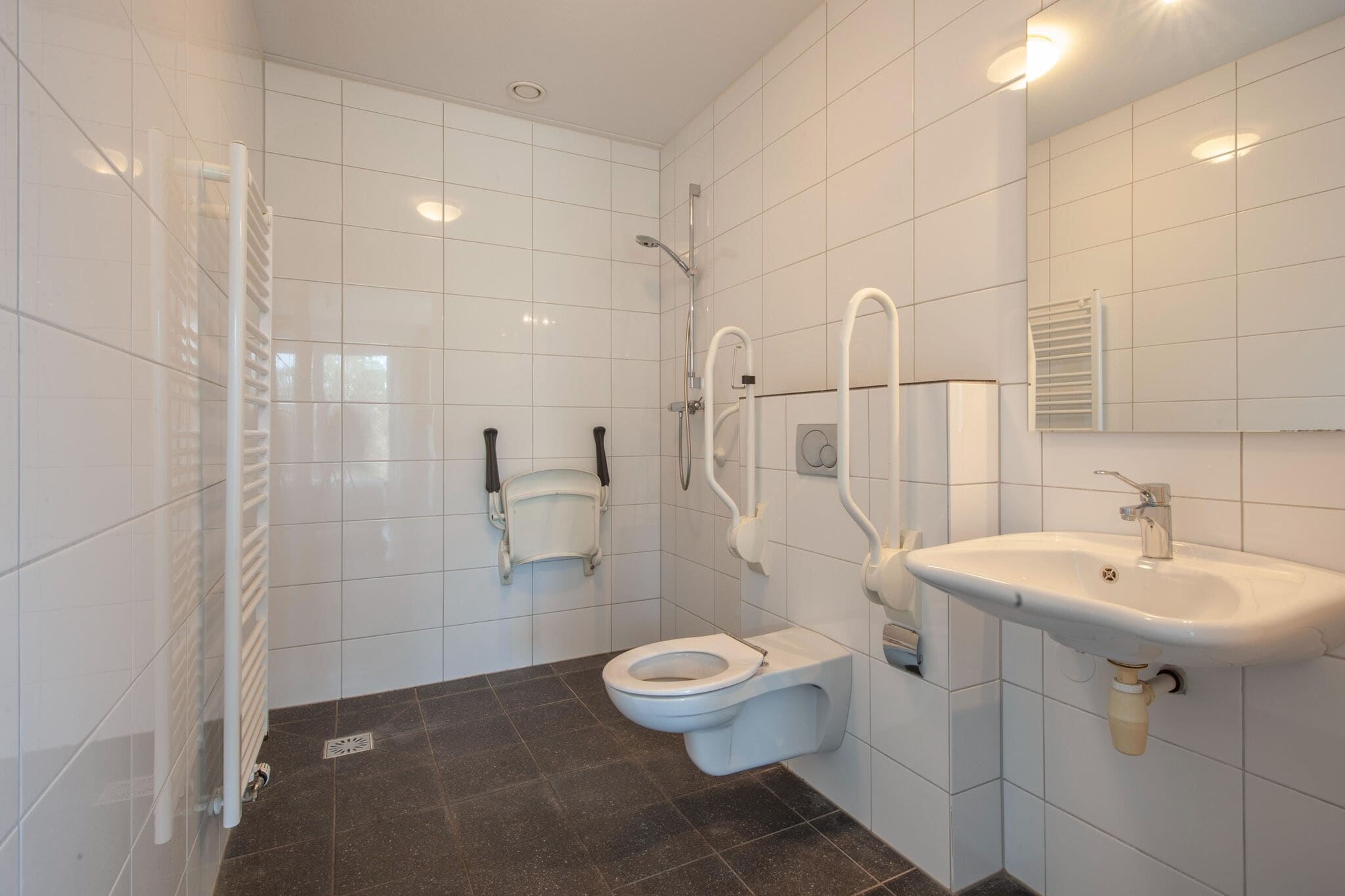 Gerestylde villa in Arcen met 5 badkamers