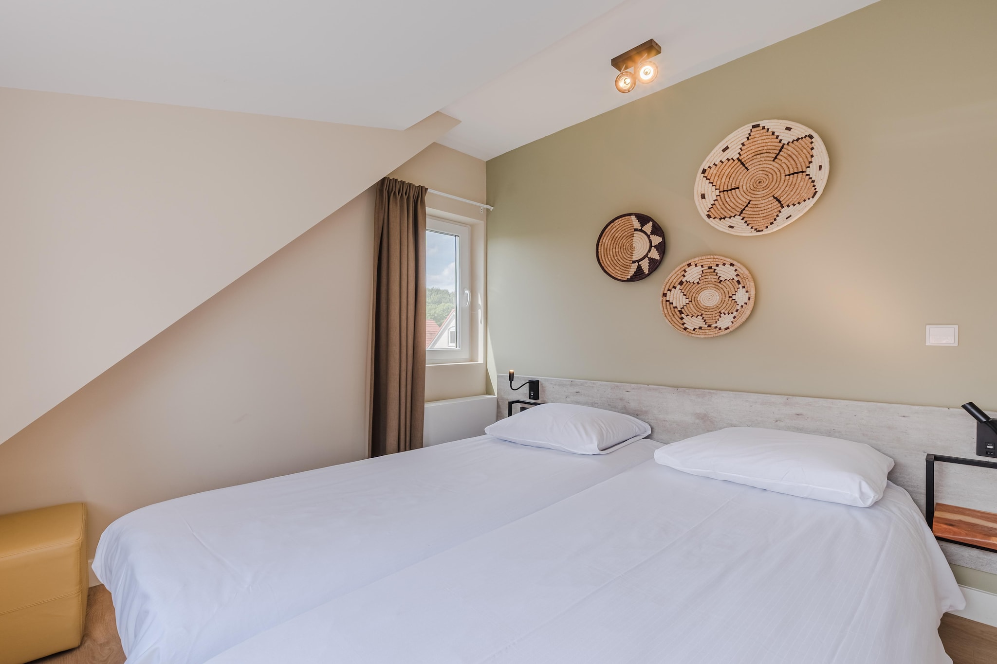 Bed Room