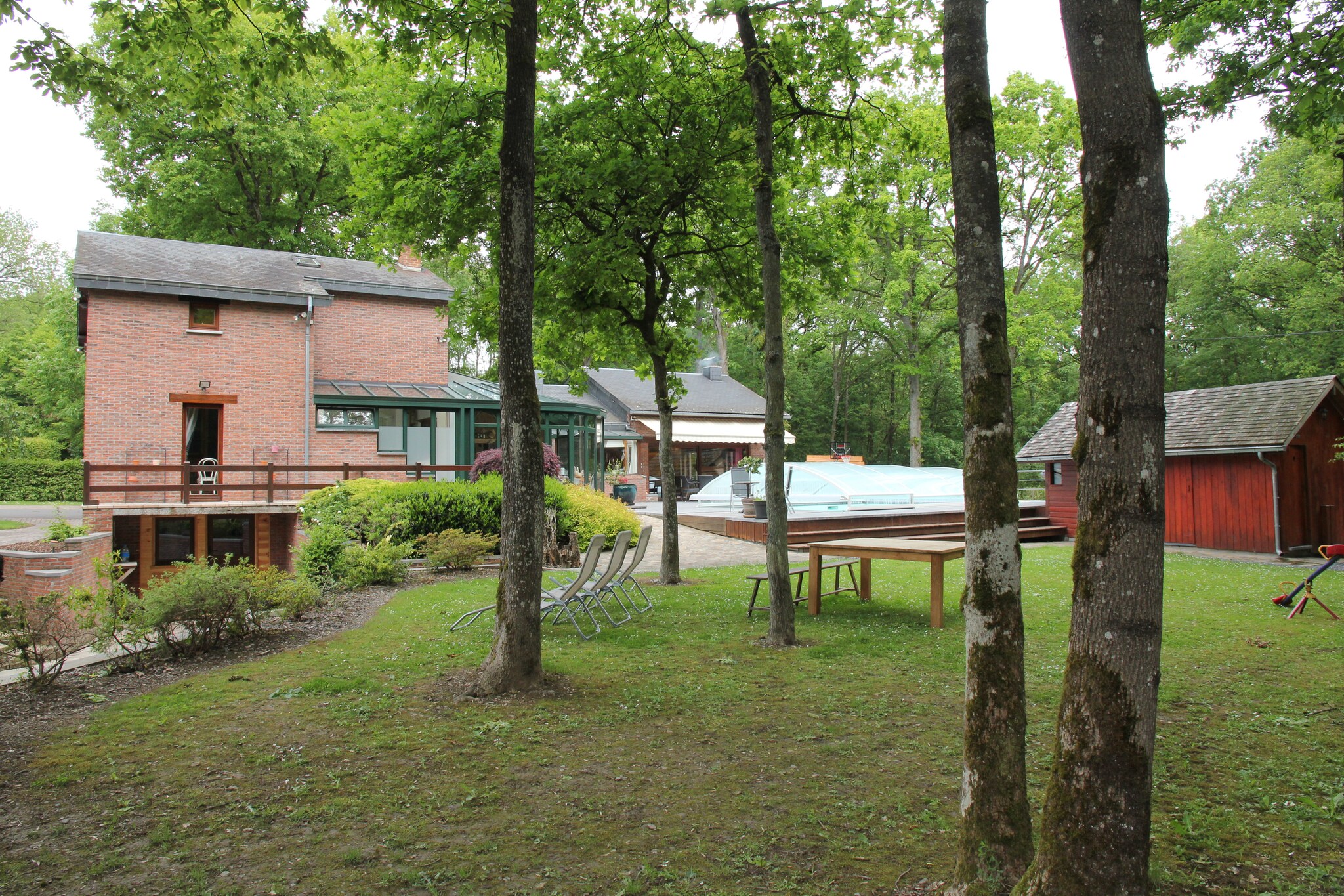Vakantiehuis Marche-En-Famenne max. 14 personen 2 huisdieren 6 slaapkamers zwembad #26