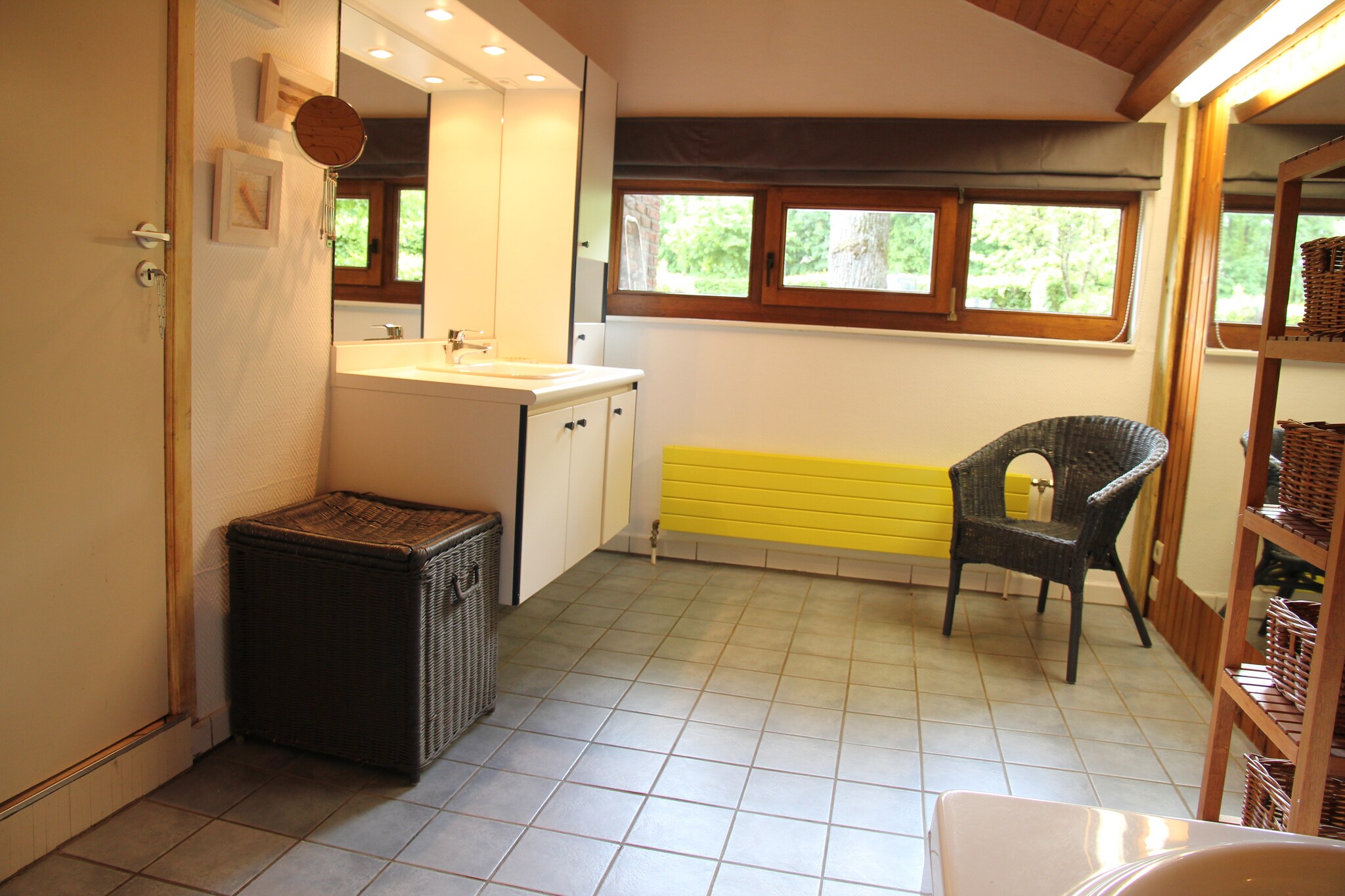 Vakantiehuis Marche-En-Famenne max. 14 personen 2 huisdieren 6 slaapkamers zwembad #21