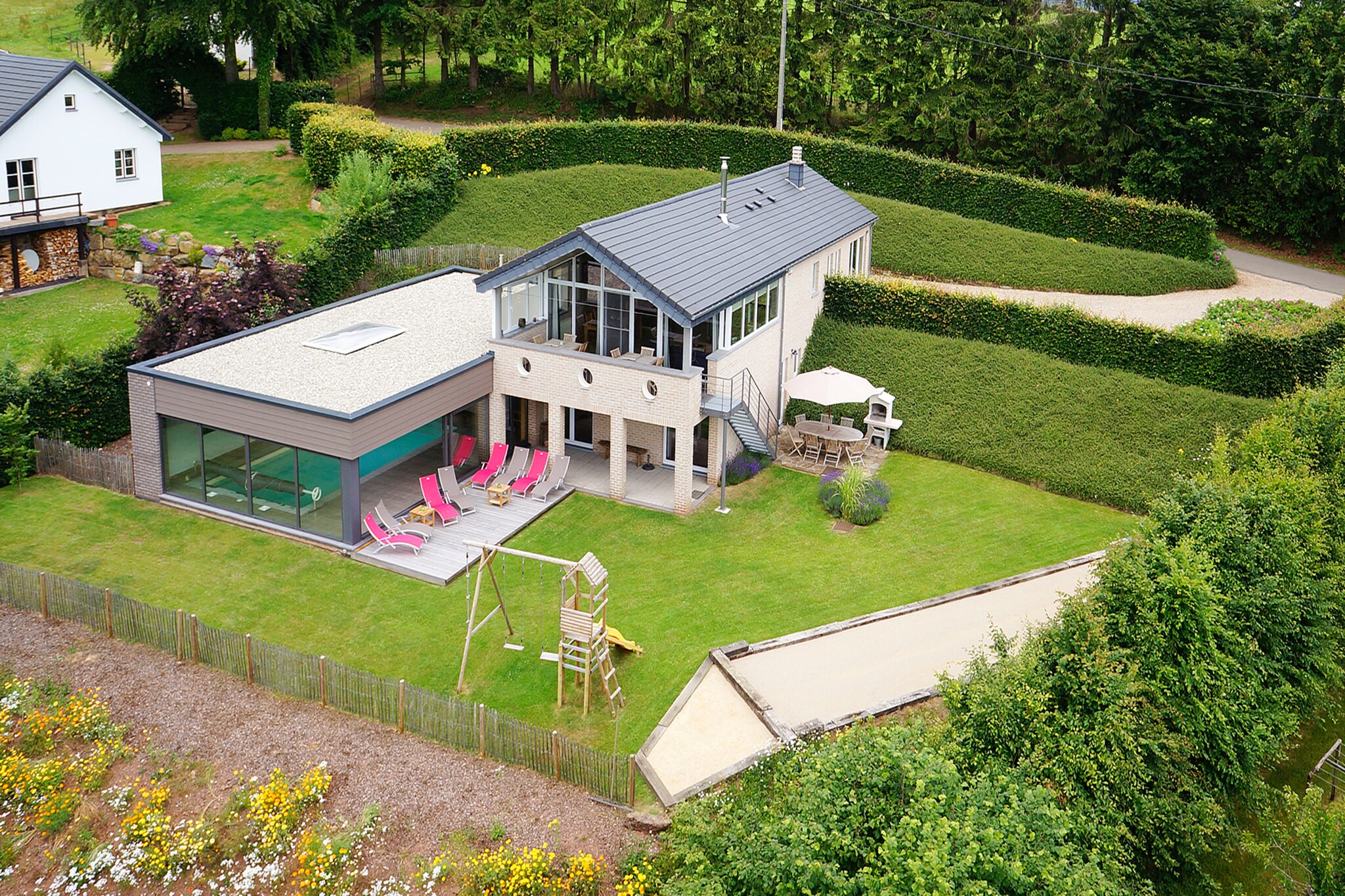Vakantiehuis Malmédy max. 8 personen 4 slaapkamers zwembad #1