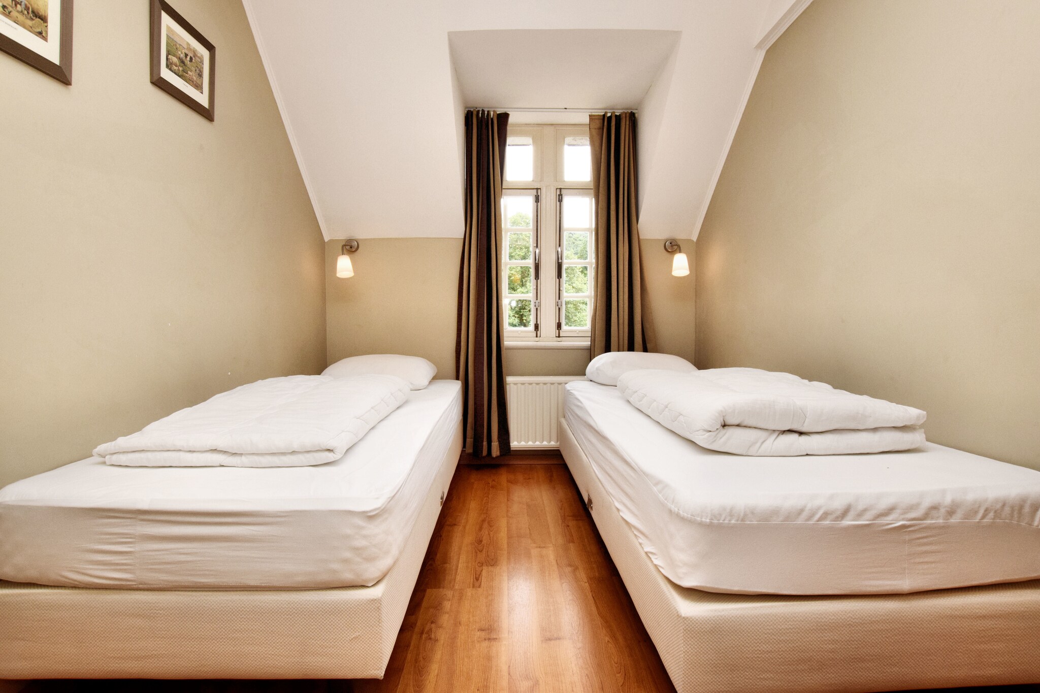 Vakantiehuis Spa max. 25 personen 3 huisdieren 11 slaapkamers #28