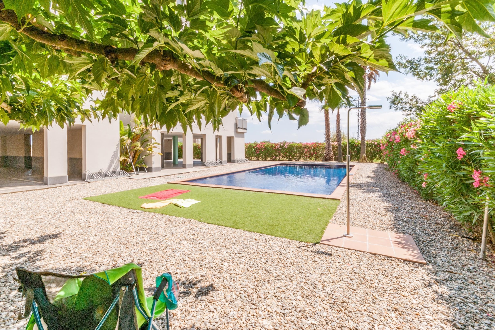 Appartement spacieux à Bon Relax avec piscine