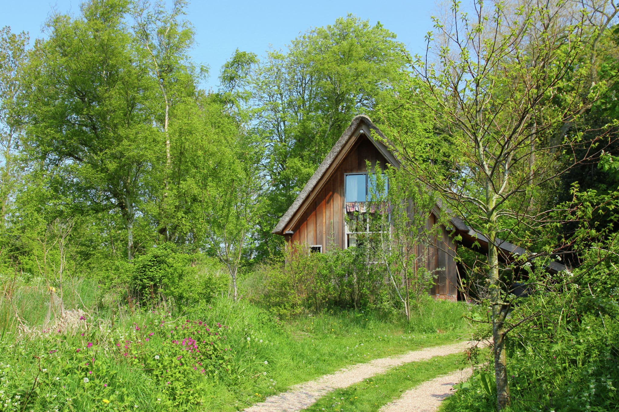 Sprookjesachtige cottage tussen bos en dorp