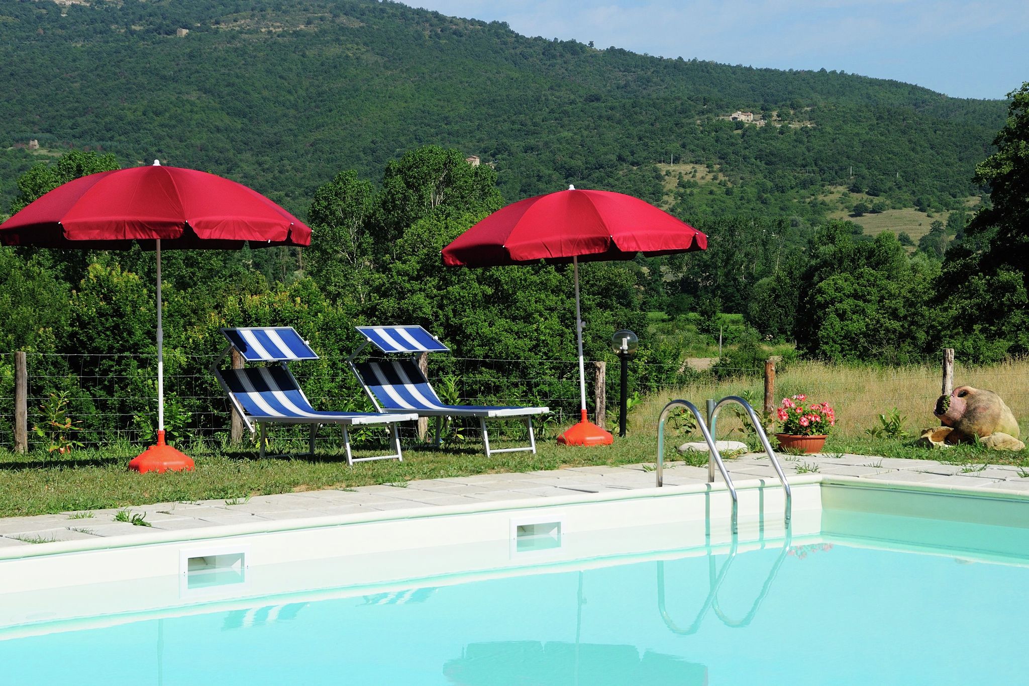Lovely Farmhouse in Umbria with Swimming Pool