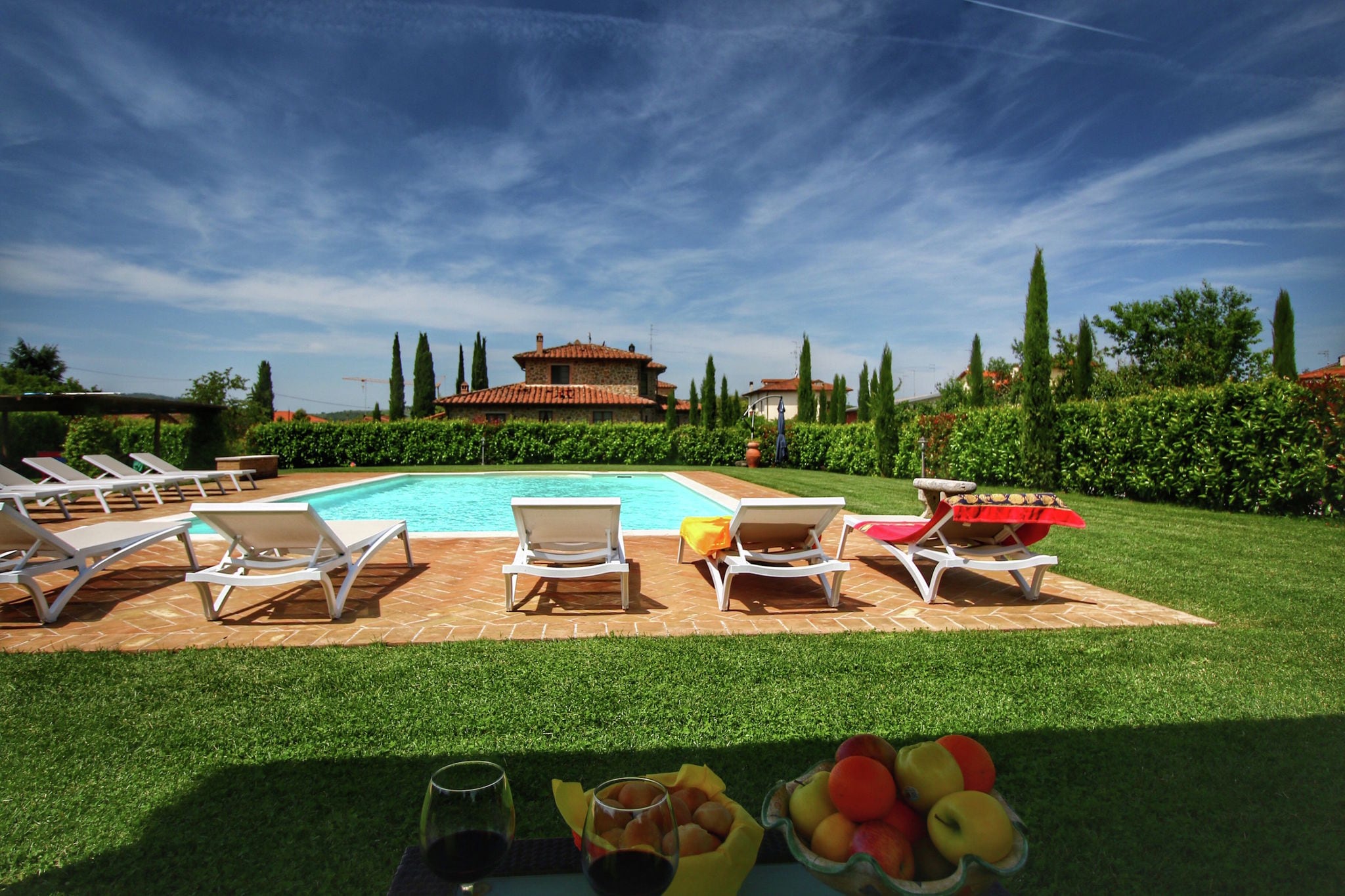 Gemütliches Ferienhaus in Lucignano mit Swimmingpool