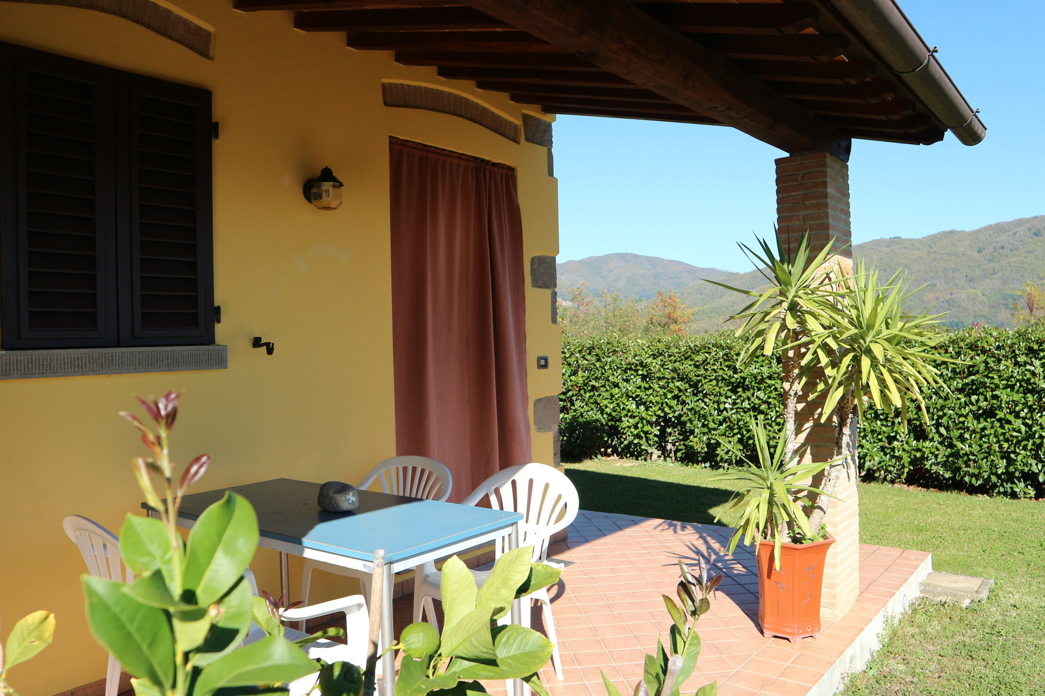Comfortabel vakantiehuis in San Quirico met een tuin