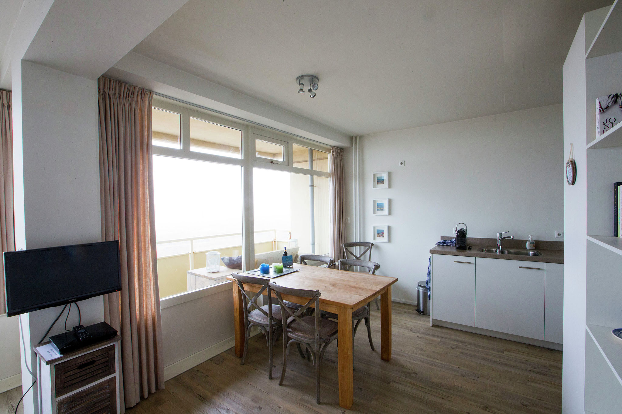 Appartement moderne à Noordwijk près de Seabeach