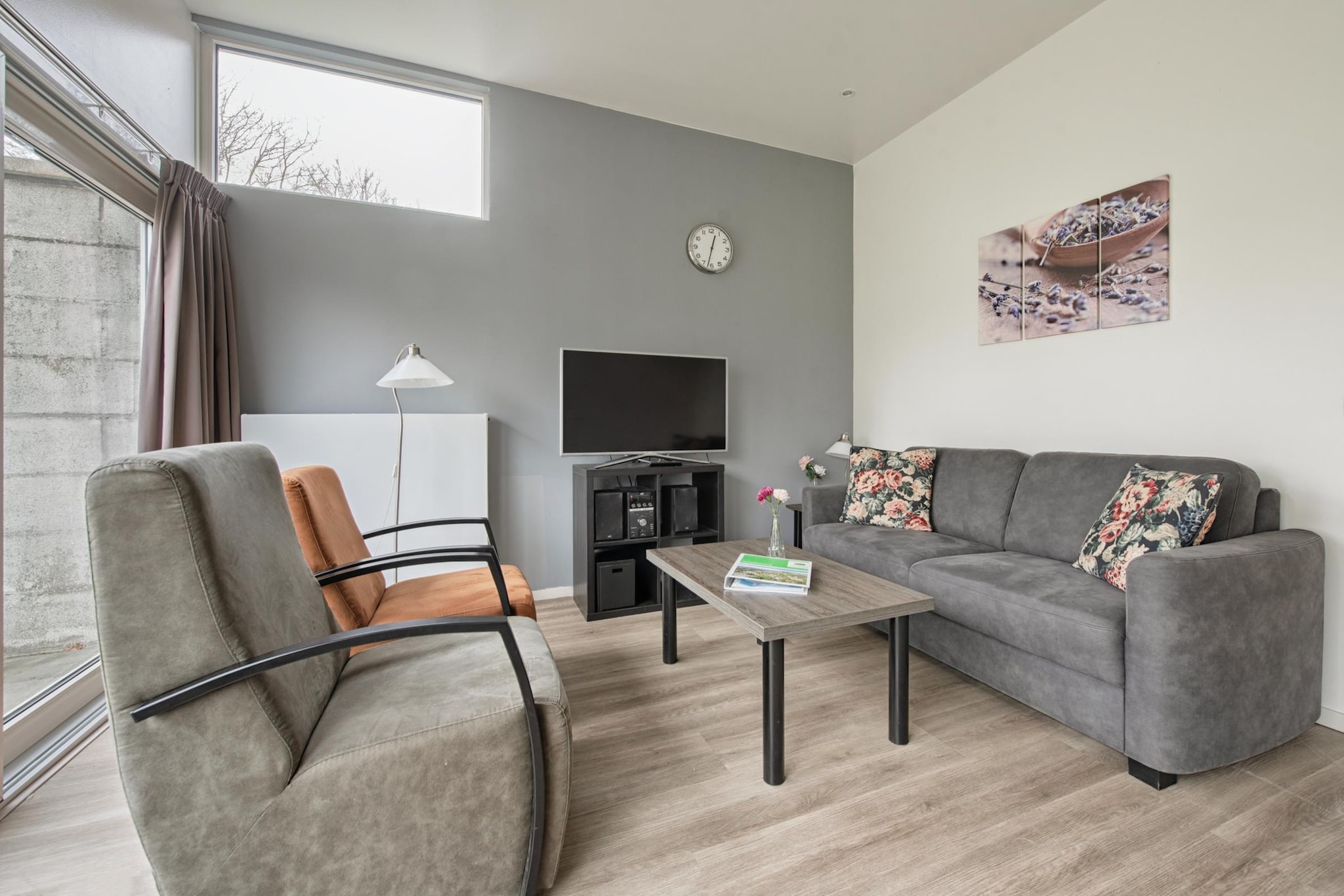 Bungalowpark Schin op Geul 6-Living room