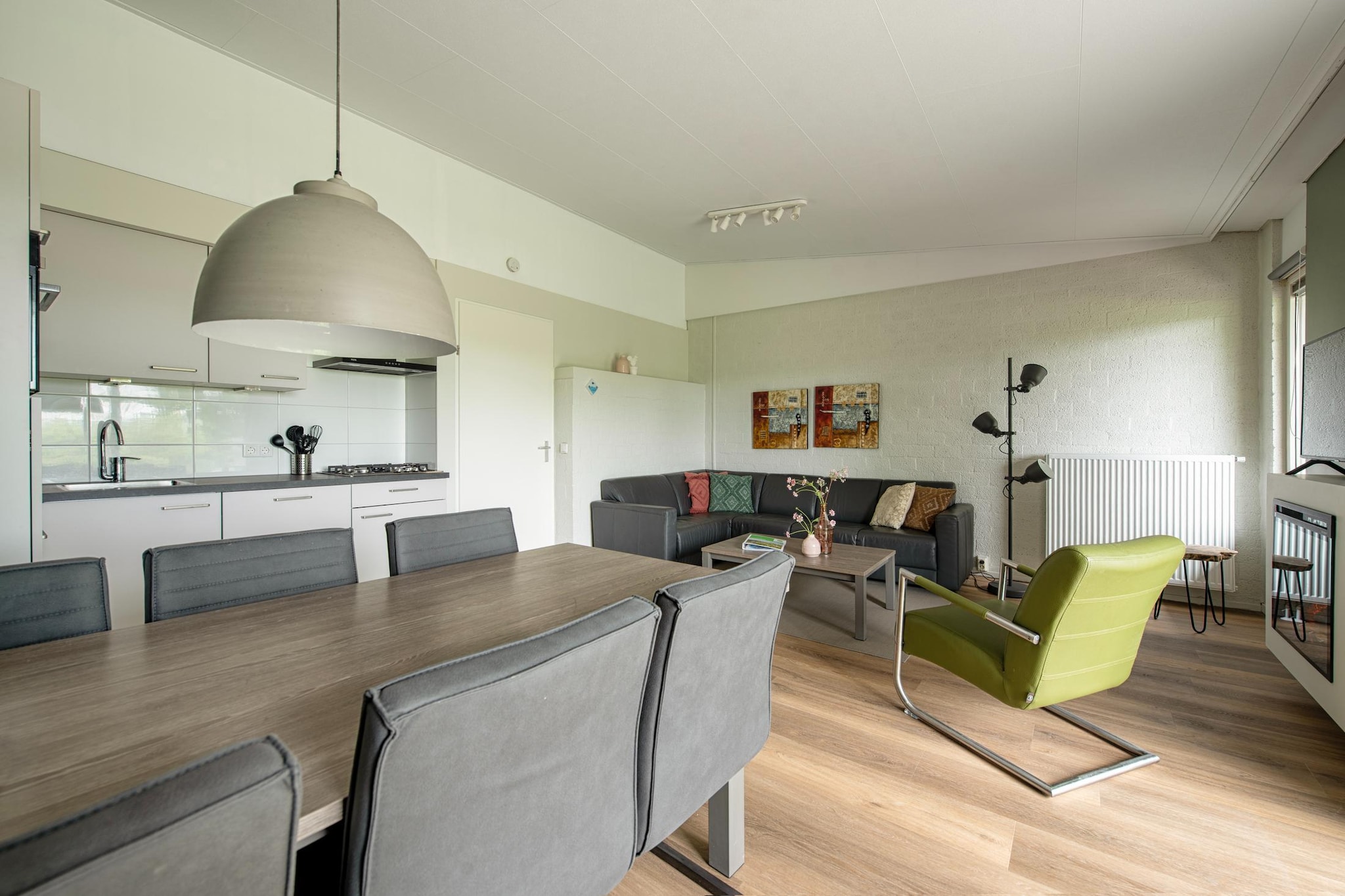 Bungalowpark Schin op Geul 9-Dining room