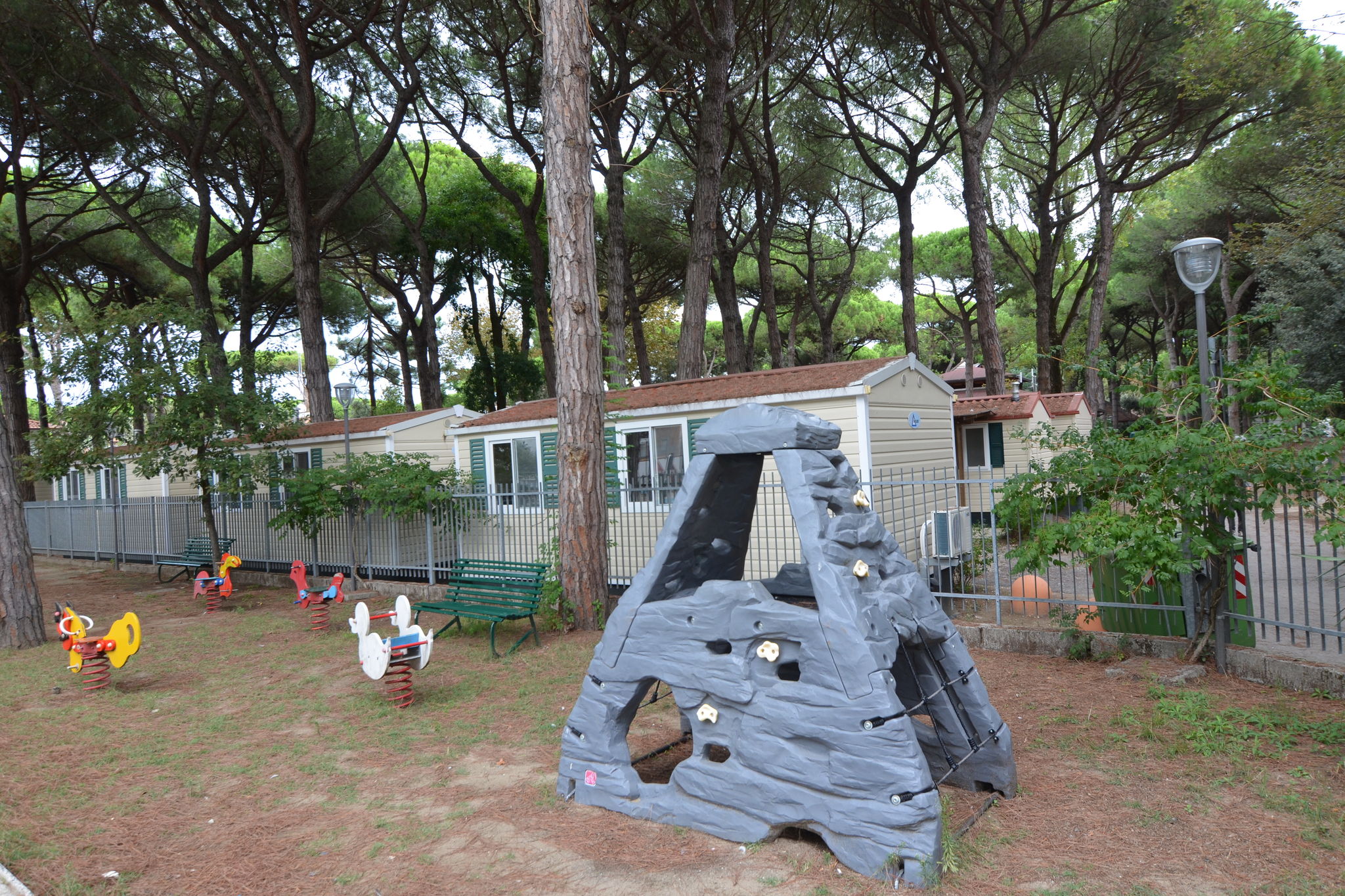 Pretty Mobile Home in Lido di Spina with Gym, Pool, Garden