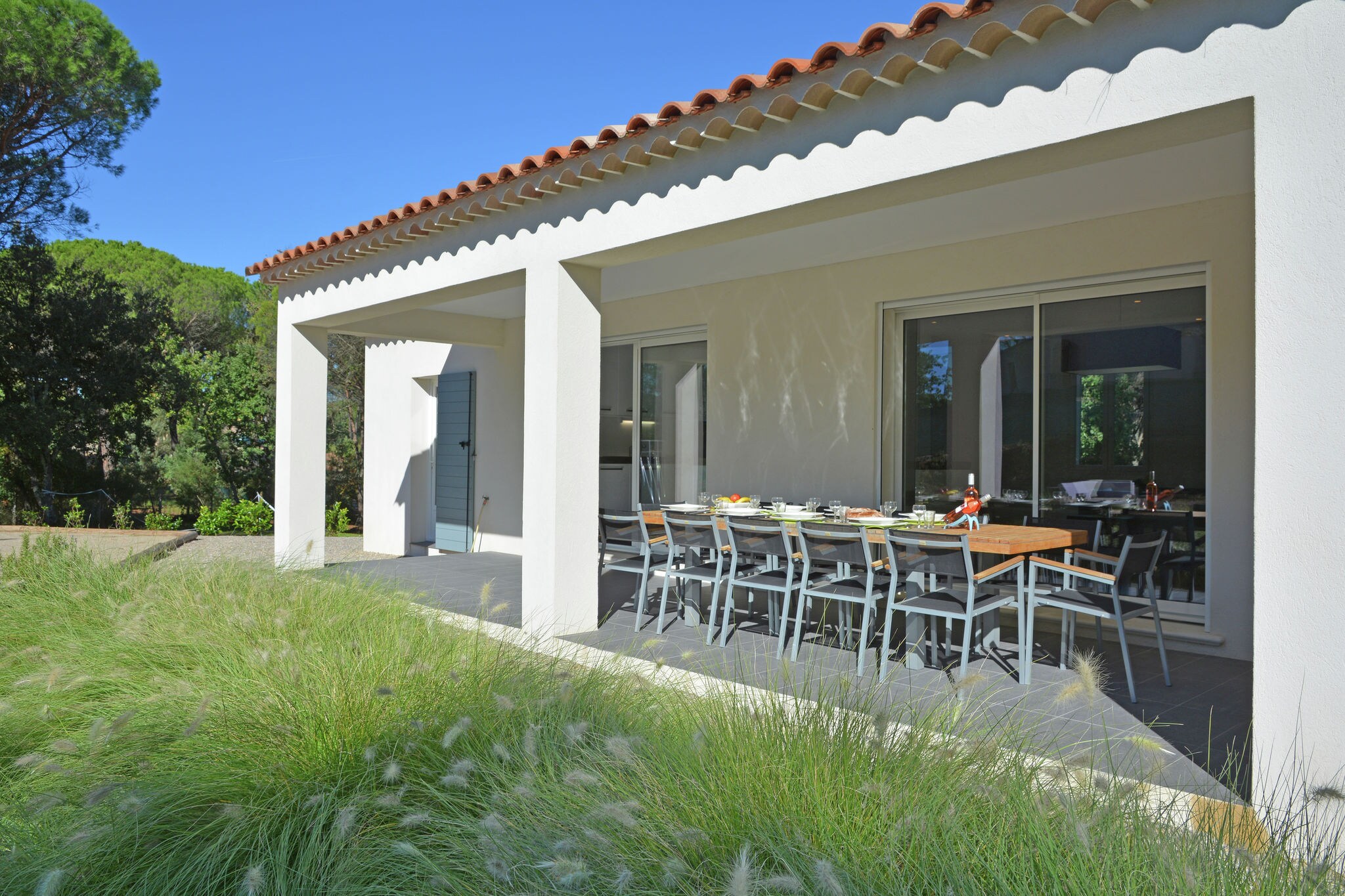 Villa met airco, VERWARMD privezwembad (april 2022) in Provence, op half uur rijden van het strand
