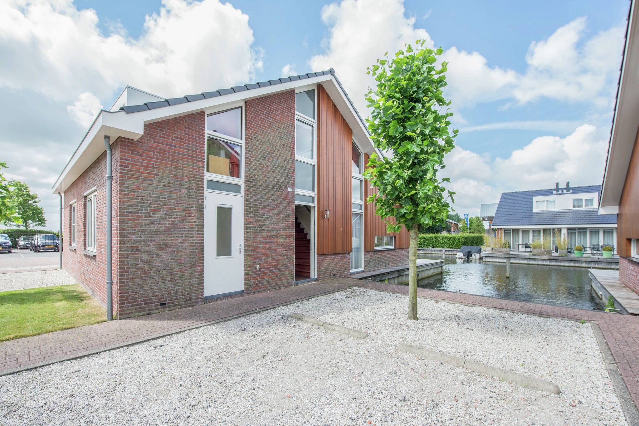 Cozy house with dishwasher, not far from Amsterdam