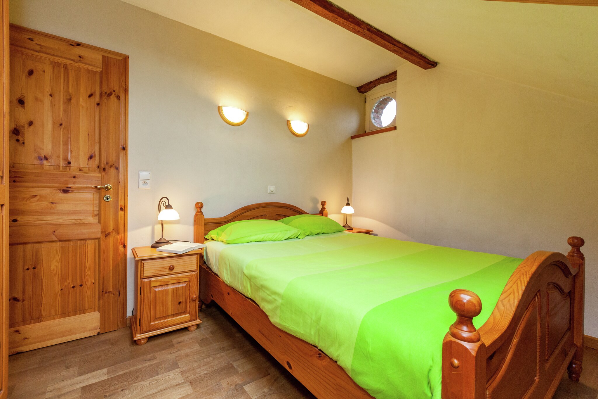 Vakantiehuizen Montenau EUR-BE-4770-35
