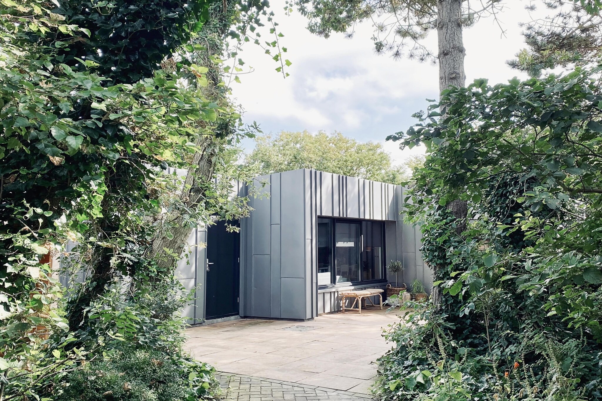 De Biotoop-Exterior in summer