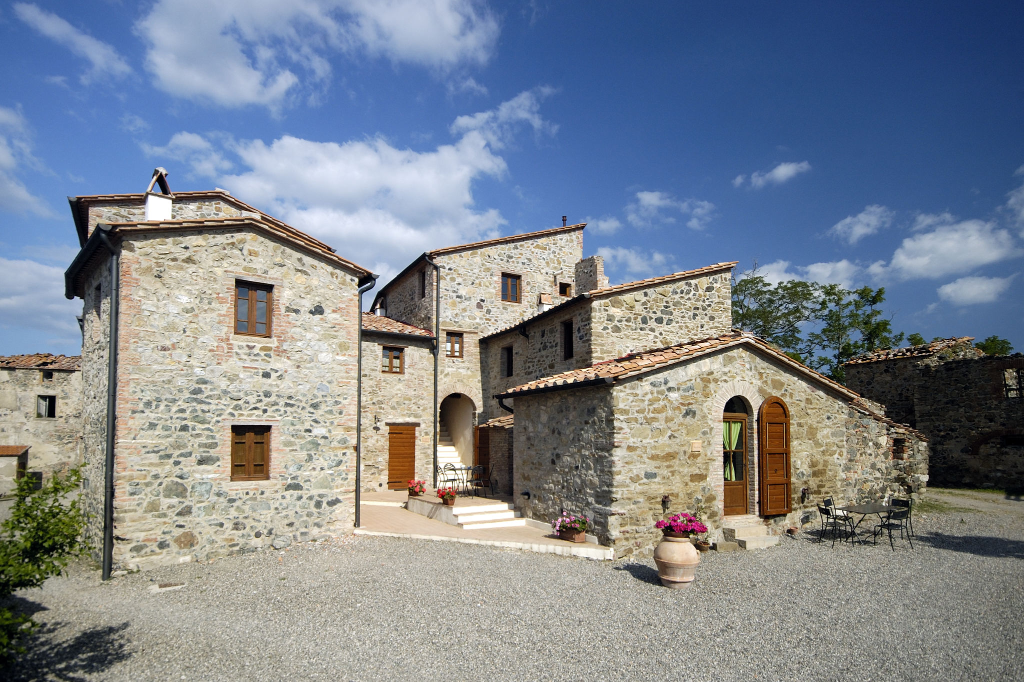 Boerderij-appartement in een middeleeuws dorpje in de Toscaanse heuvels