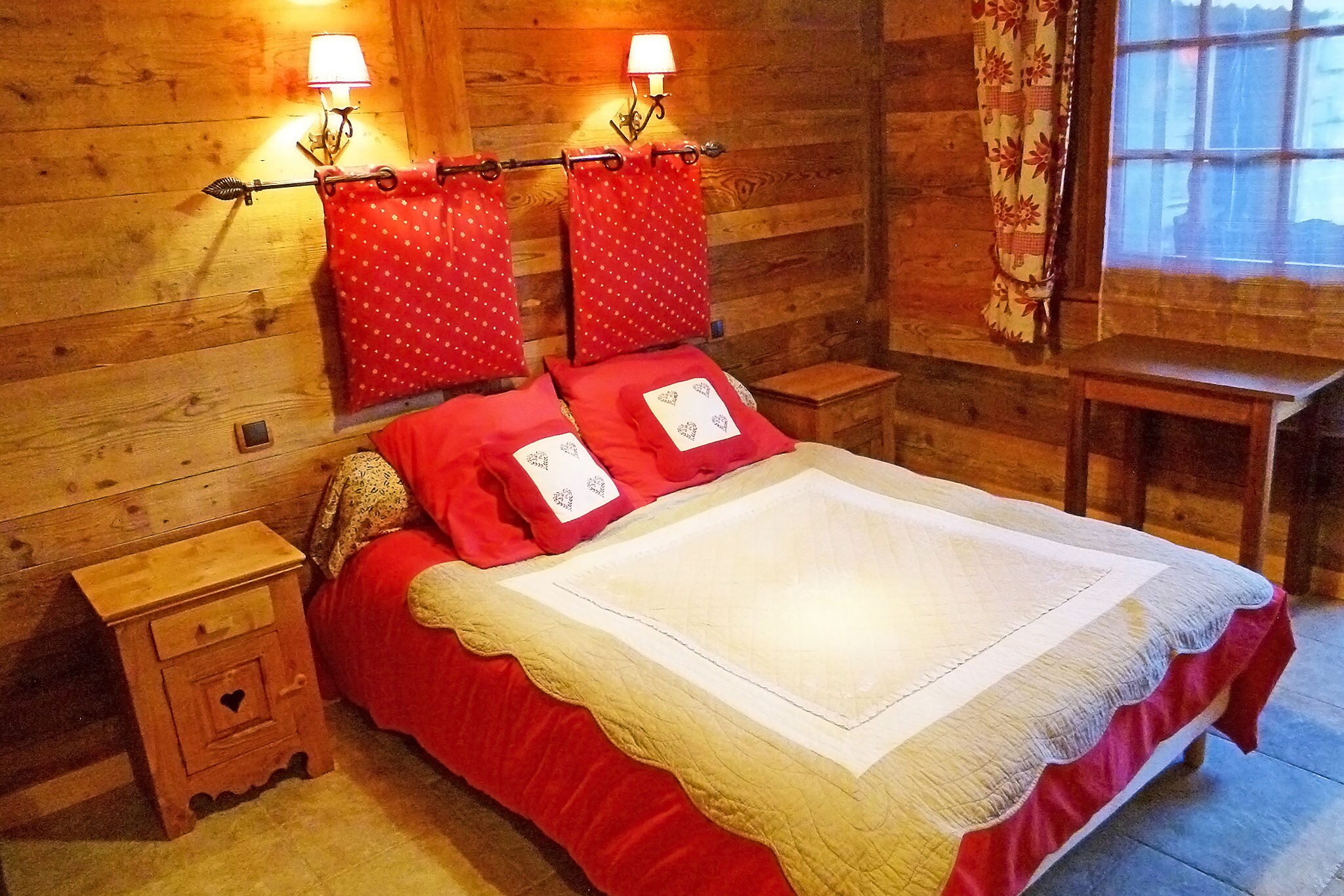 Beautiful cottage dating from 1789 just 600 m from the Barbossine chairlift