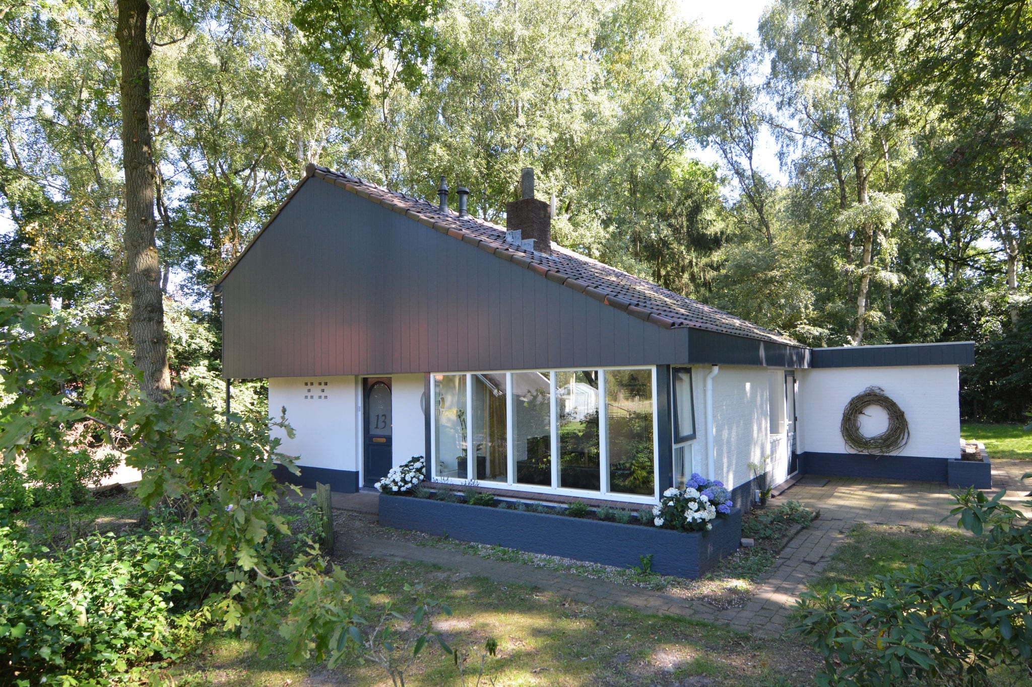 Modernes Ferienhaus in Haaksbergen mit Garten