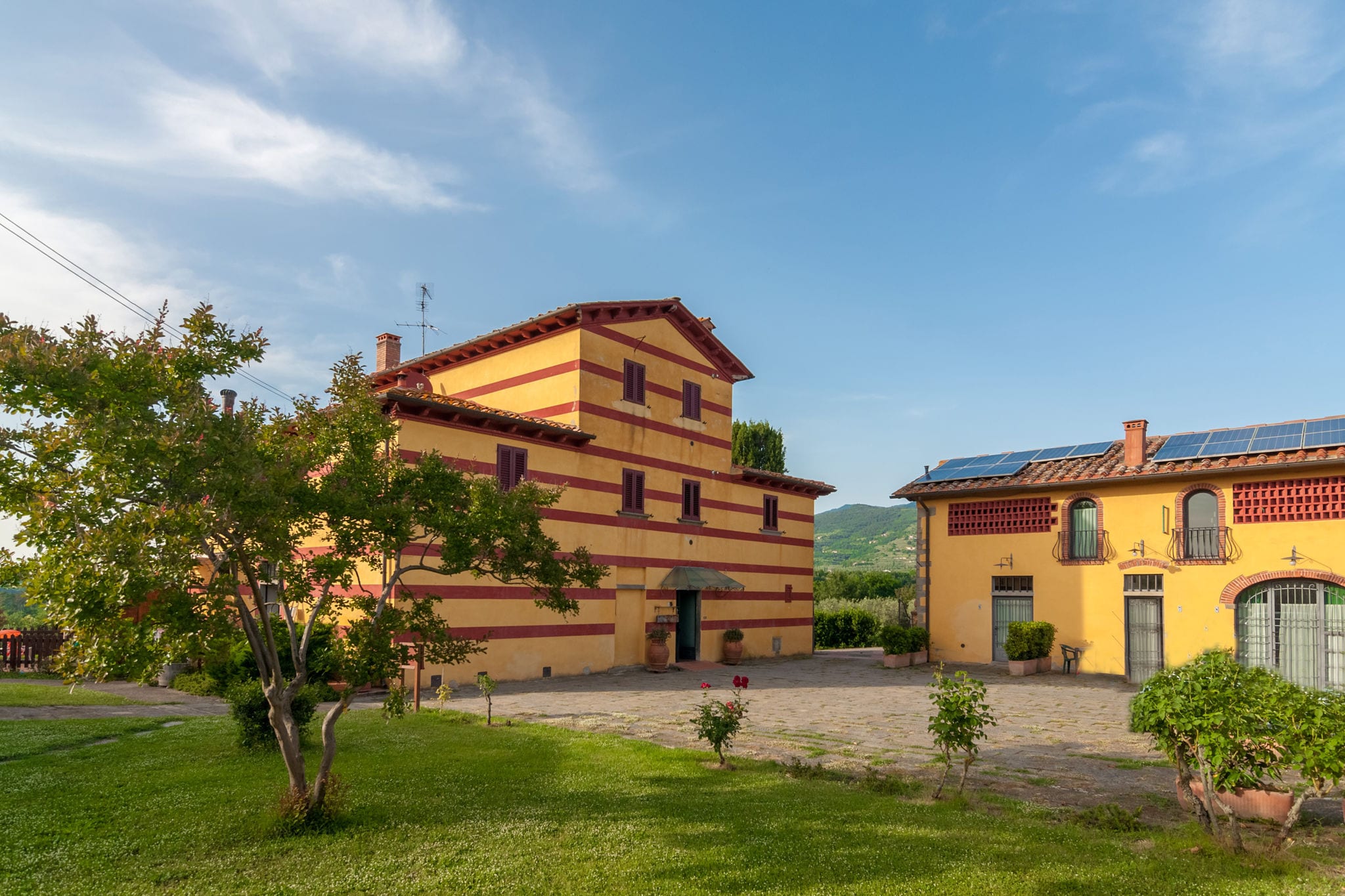 Freundliches Herrenhaus mit Gemeinschaftspool in Pian di Sco