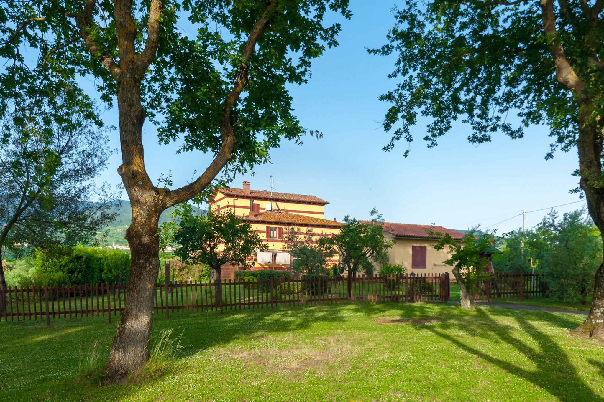 Apartment in country house in olive grove with fenced pool and soccer field