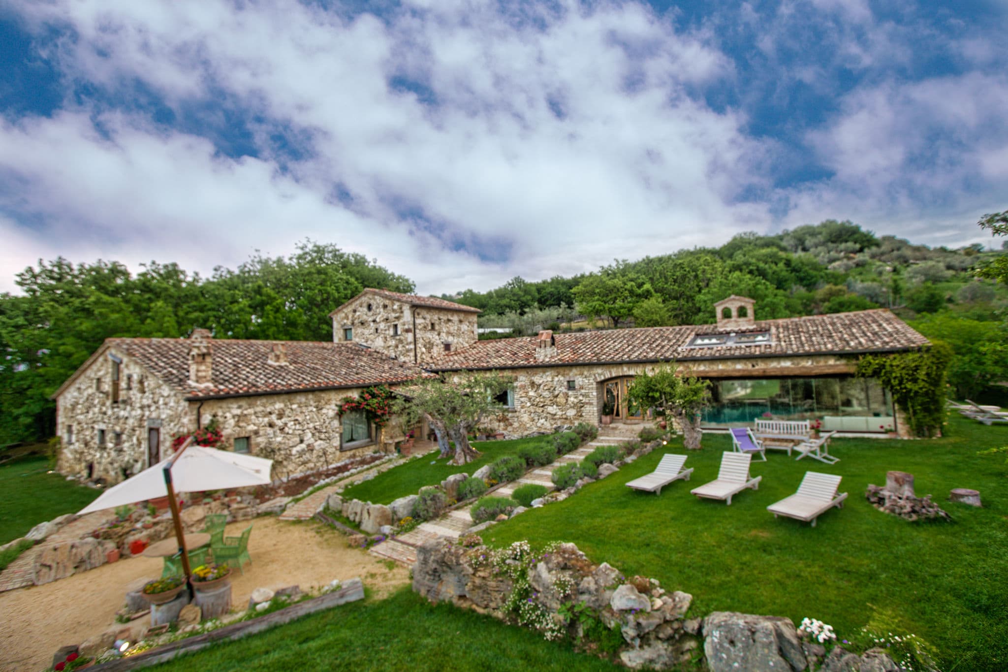Luxurious villa in Guardea with private spa