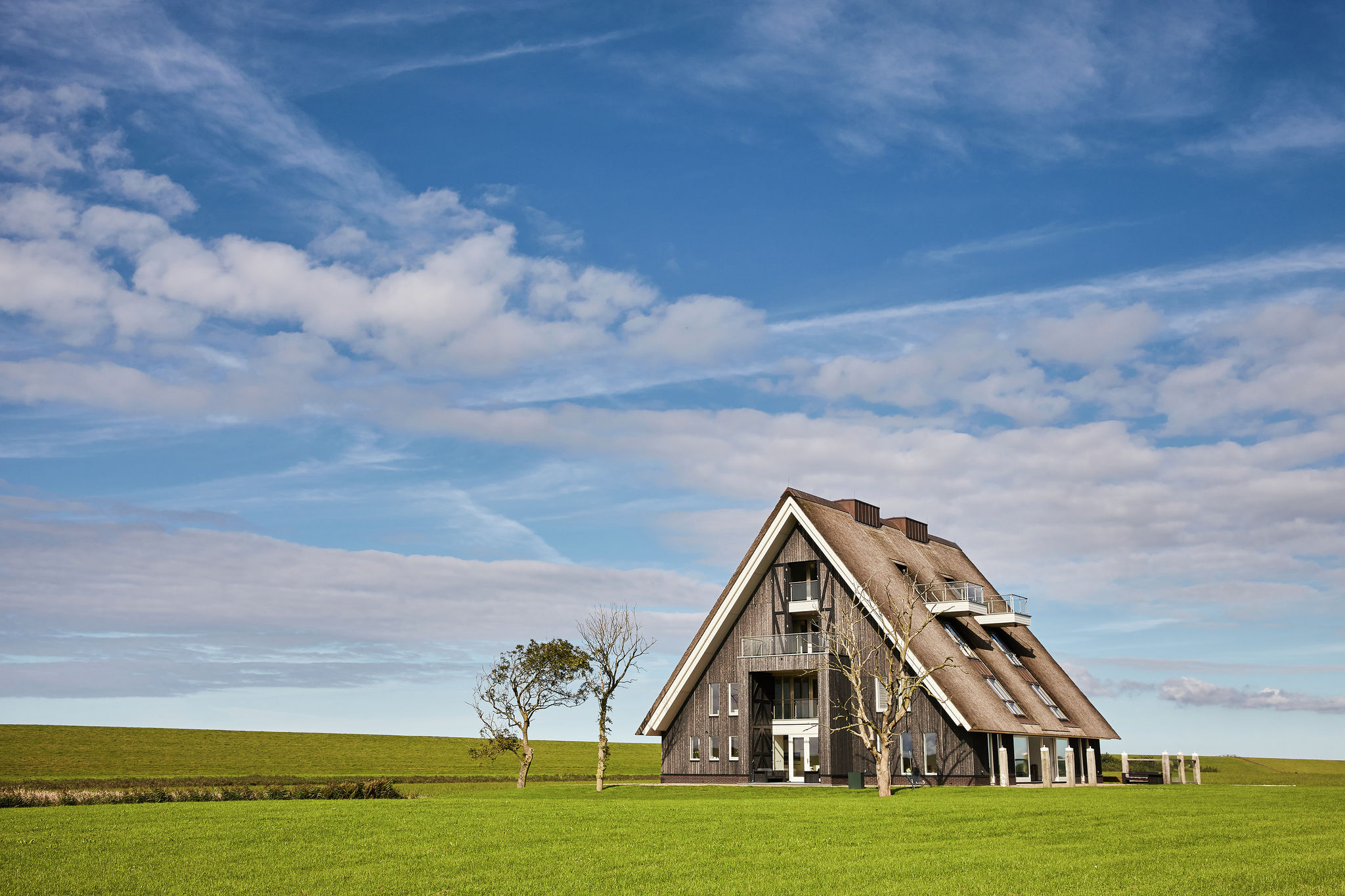 Modern large villa on the mudflats in Friesland