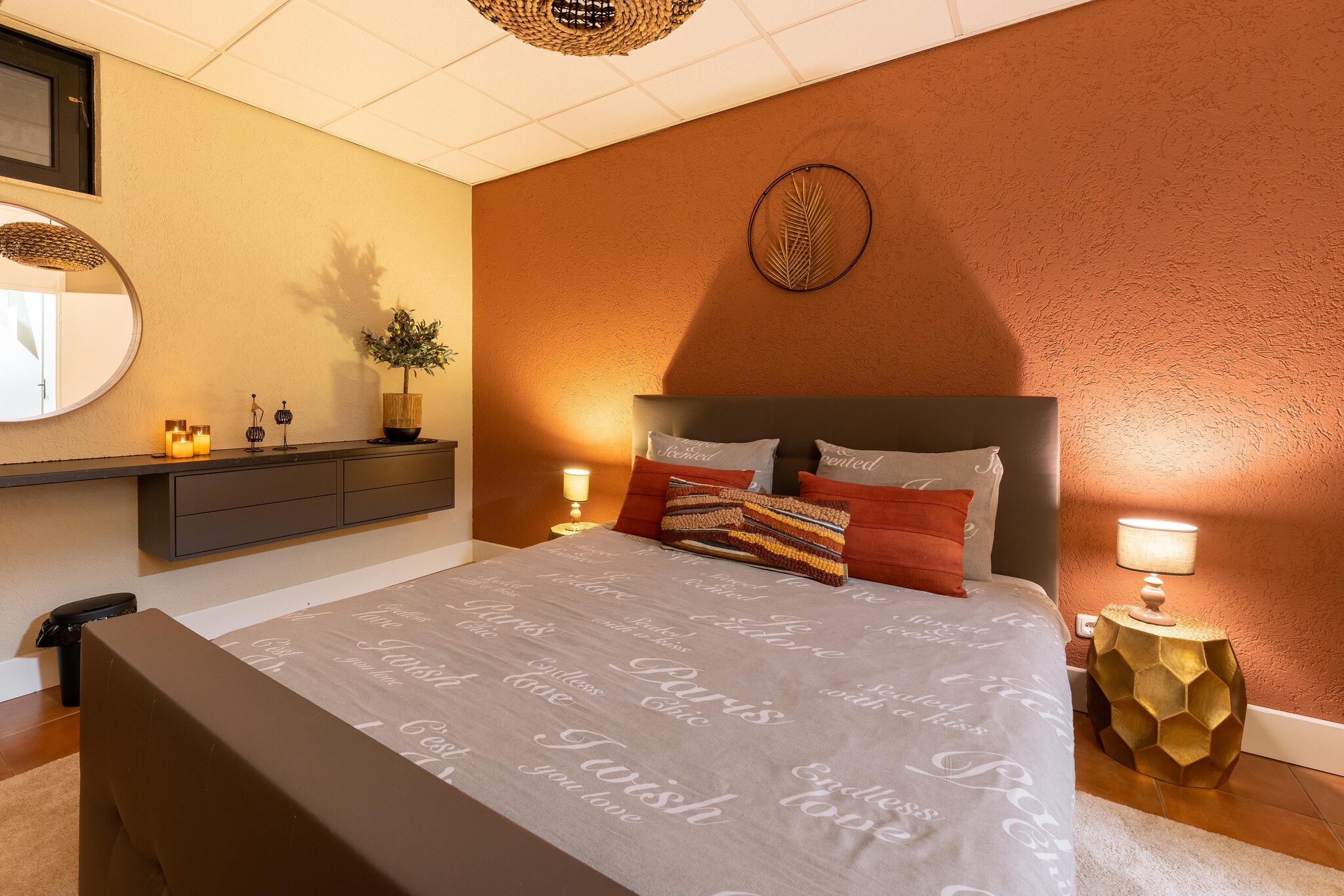 Bed Room