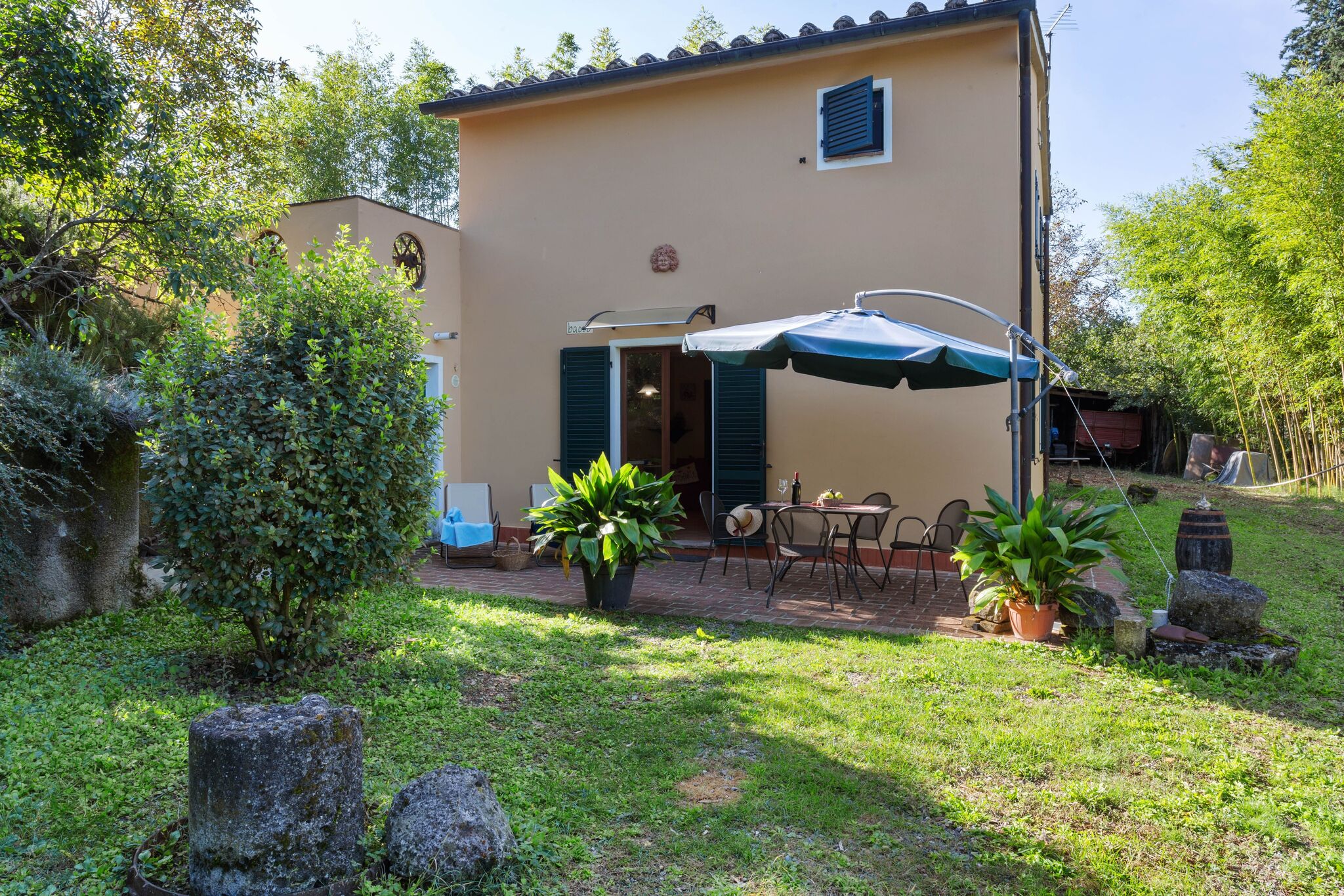 Typical farmhouse in Ville di corsano siena with garden