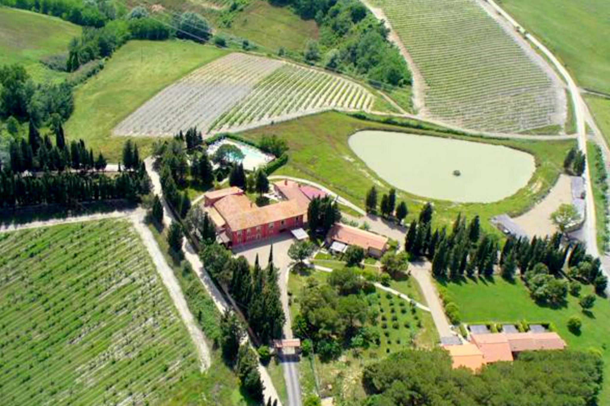 Grande maison de vacances avec jardin à Montaione