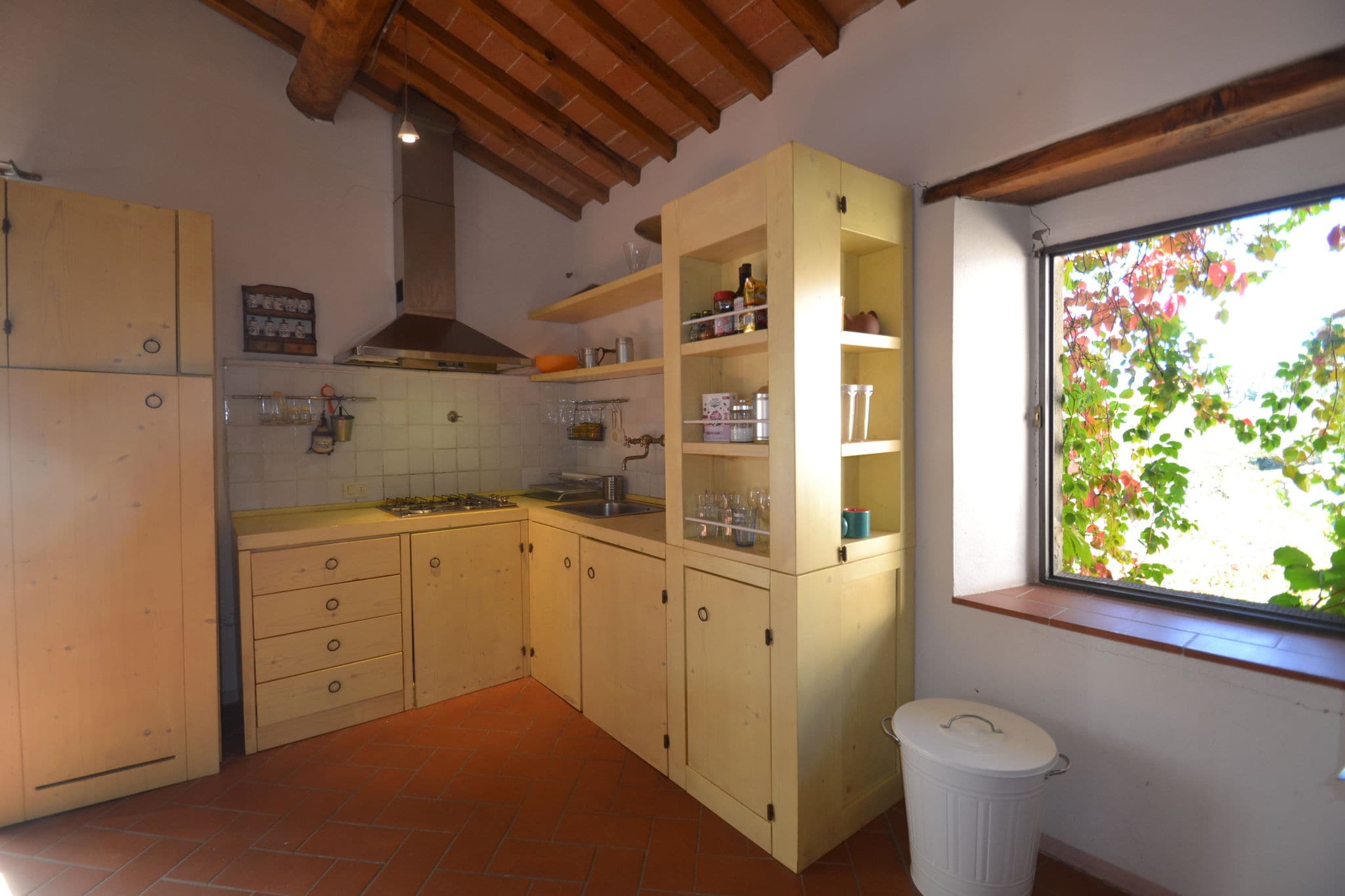 Sonniges Ferienhaus in Pelago Italien mit Pool und Sauna