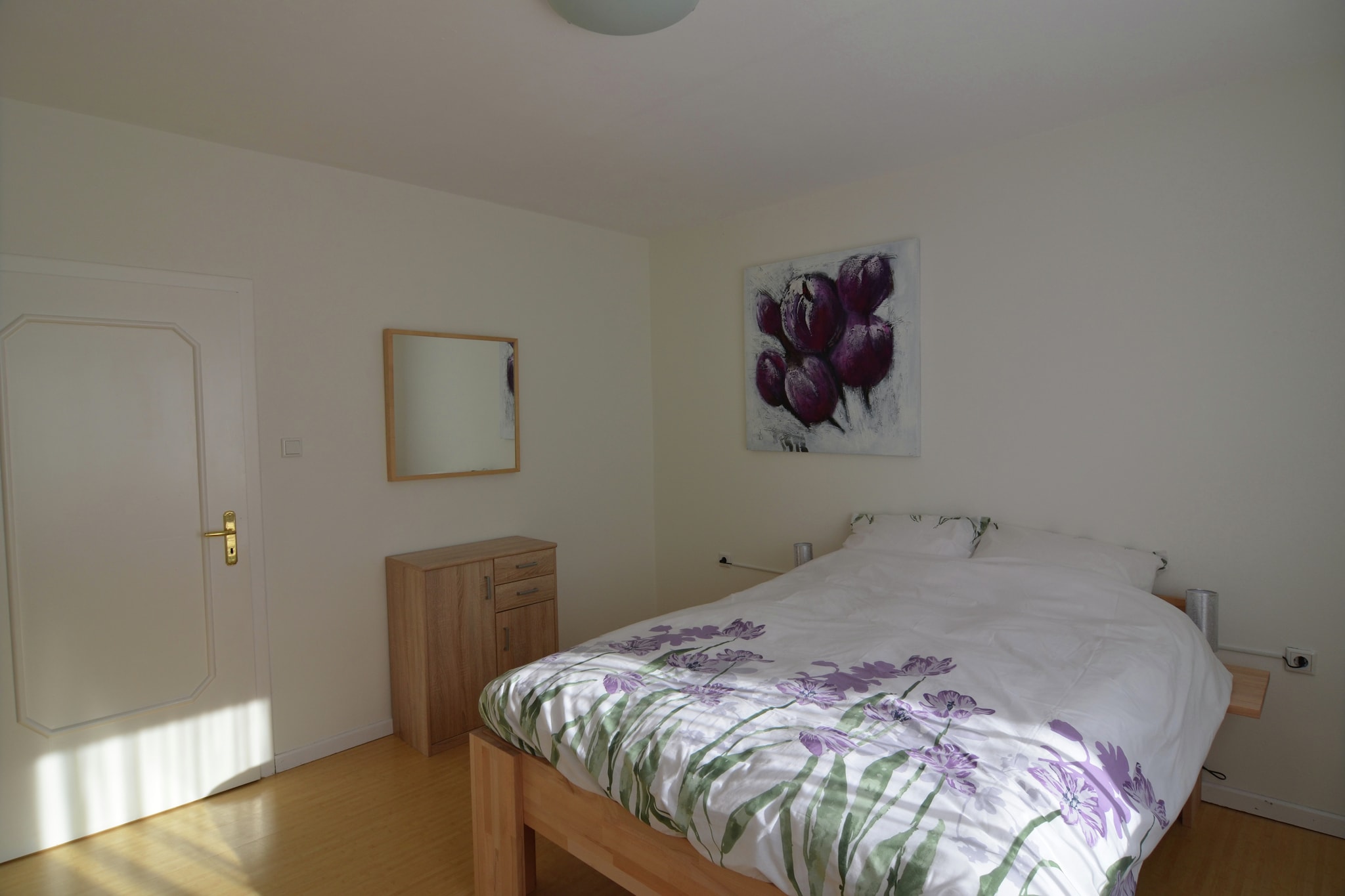 Agnes-Bedroom