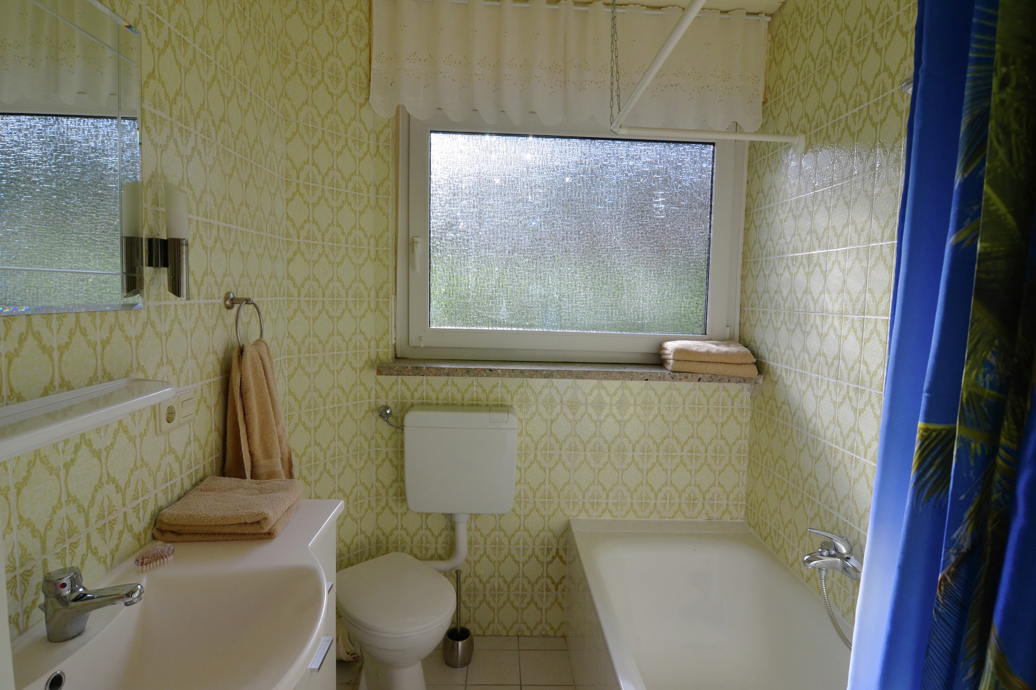 Agnes-Bathroom