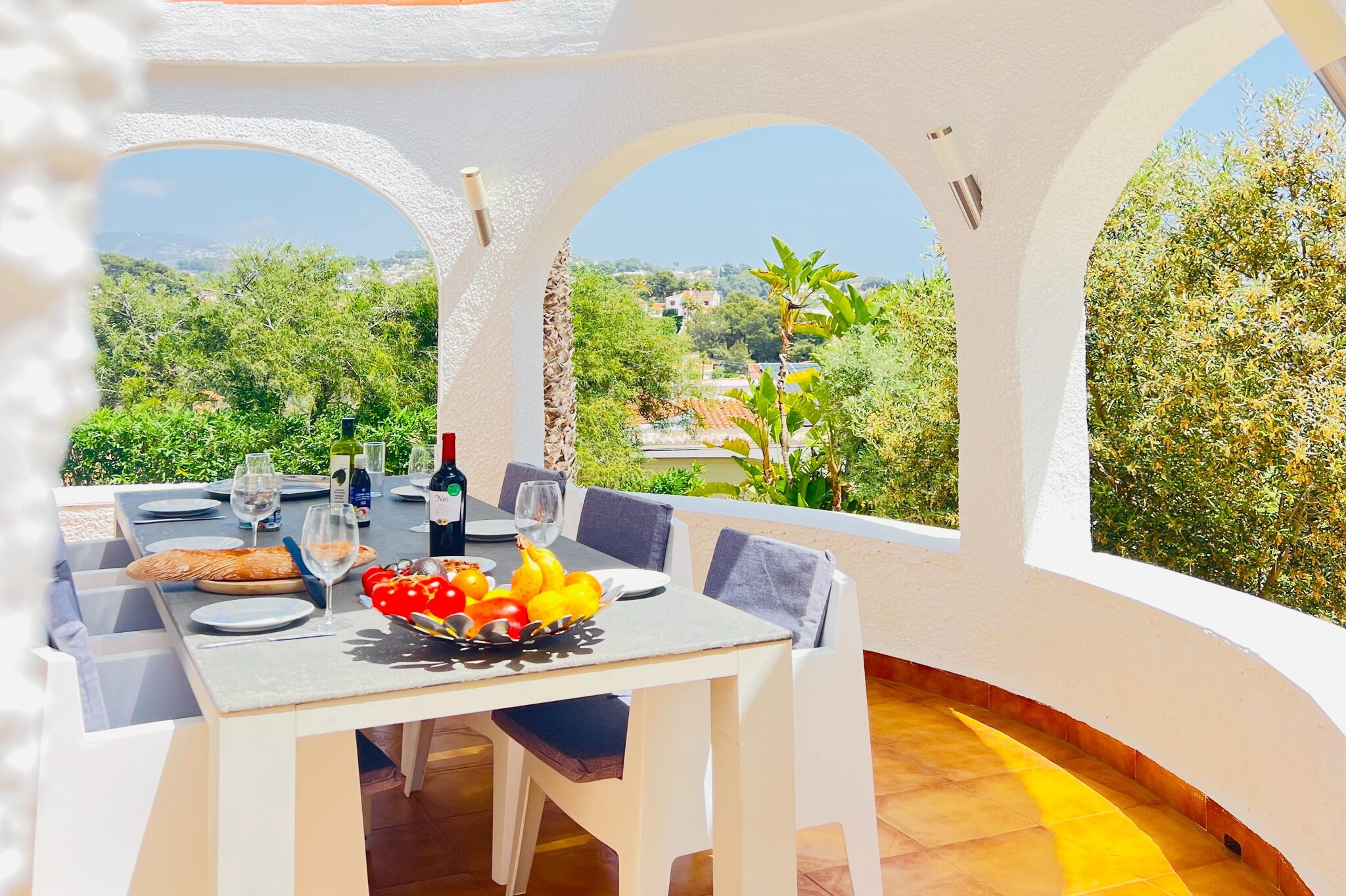 Villa Rosenberg has upstairs 2 bedrooms, 1 master bedroom and 1 spacious room, overlooking the private pool, with two single beds, new luxury bathroom, living room with sea view and a kitchen with open NAYA dining where both sea view and the clear starry sky can be admired. The living room has a high efficiency (wood) fireplace for the winter guests and patio doors with French balconies with sea view.


In every room of the house there is air conditioning and heating. The whole house has double glazing, modern tilt and turn windows and mosquito nets. The original white Spanish villa stays wonderfully cool on the hottest days.
Villa Rosenberg is within walking distance of restaurants, shops, bays and beaches. Moraira and Benissa are very popular with different nationalities and therefore there are many cozy bars and restaurants in the dream bays and on the beaches. Benissa Costa is also called the IBIZA of the mainland because of the same fabulous bays and vibes!
Shops: the luxury supermarket with fresh butcher and fish Pepe La Sal is around the corner. A new large Aldi down the street (850 m) and there across the street a good restaurant and Moraira center within 10 minutes by car. Bay Cala Baladrar 1500 meters away with beach bar / restaurant. All other bays are in a row and are connected by a breathtakingly beautiful UNESCO world heritage walking path (Paseo Ecologico); Magic! And that down your street!

Villa Rosenberg has sea view and mountain view. Beautiful planting and is situated with a lot of privacy. You enjoy the peace here and only hear waving palm trees, birds, crickets but still the coziness within walking distance.

Note: The ground floor room is currently undergoing renovation and is not available for guest use at this time. 



