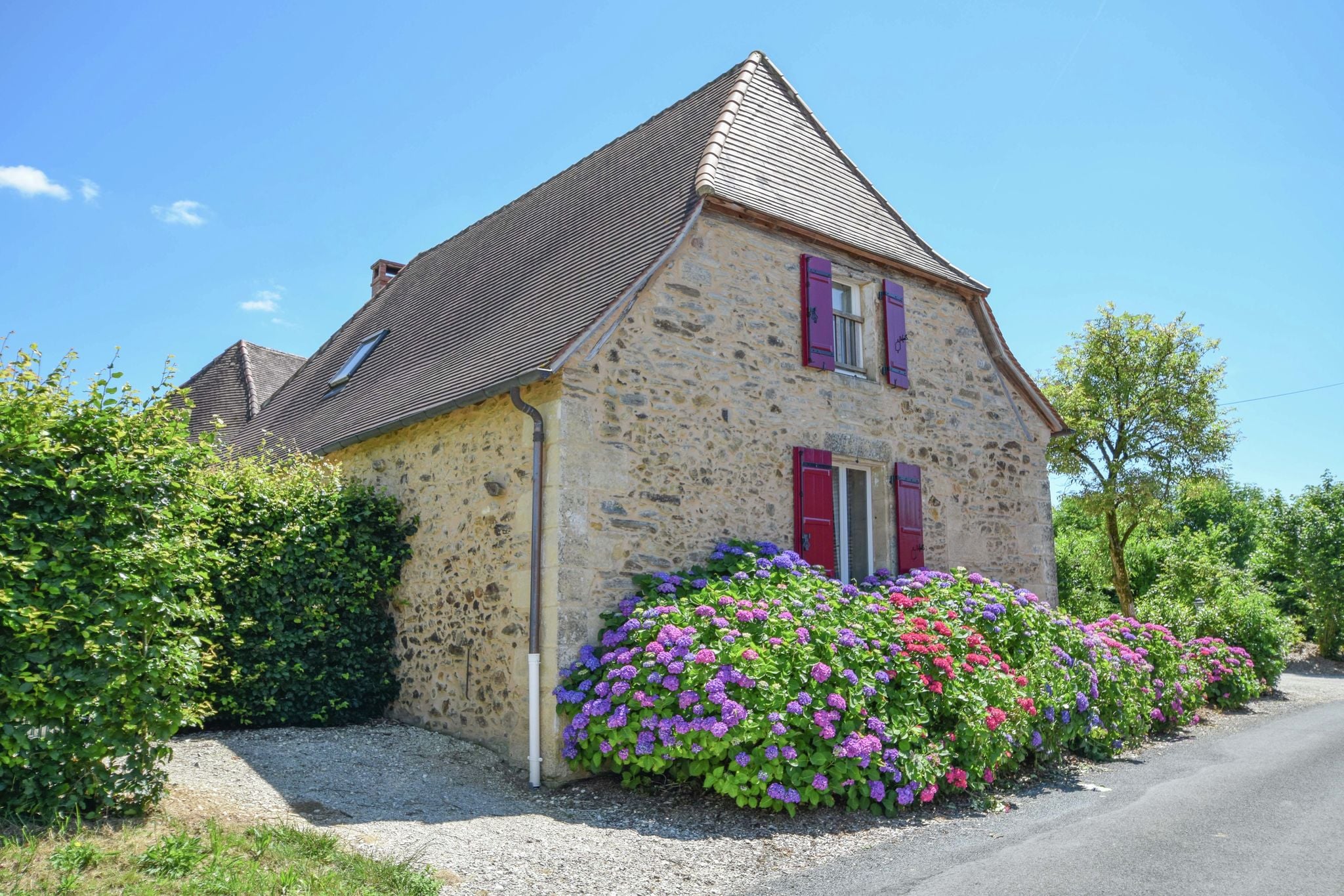 Quietly situated farm house with private heated pool.