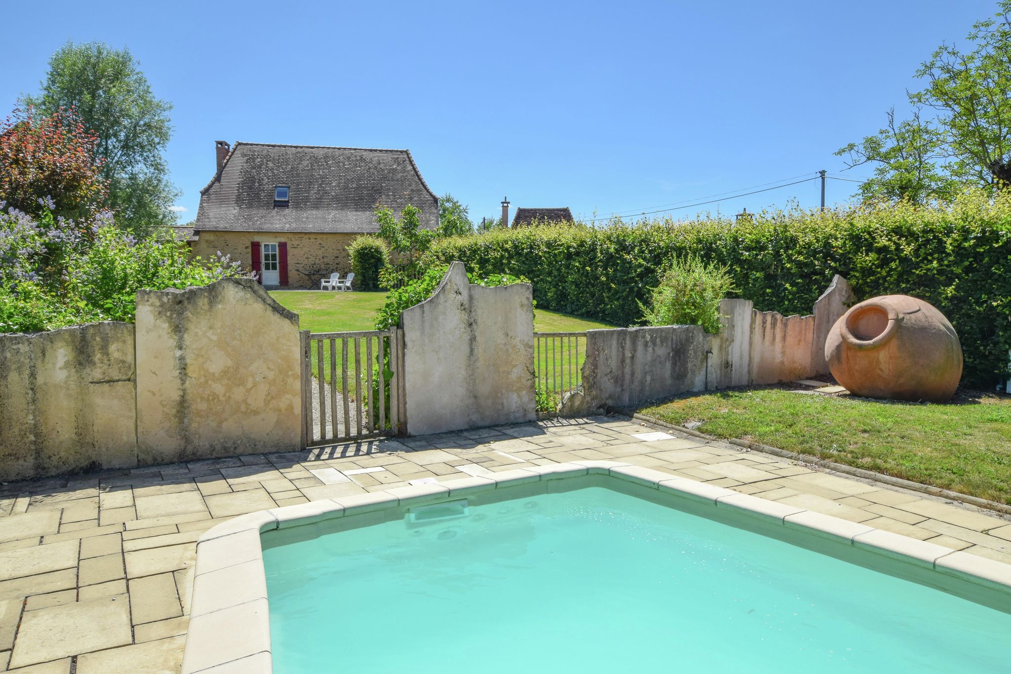 Quietly situated farm house with private heated pool.