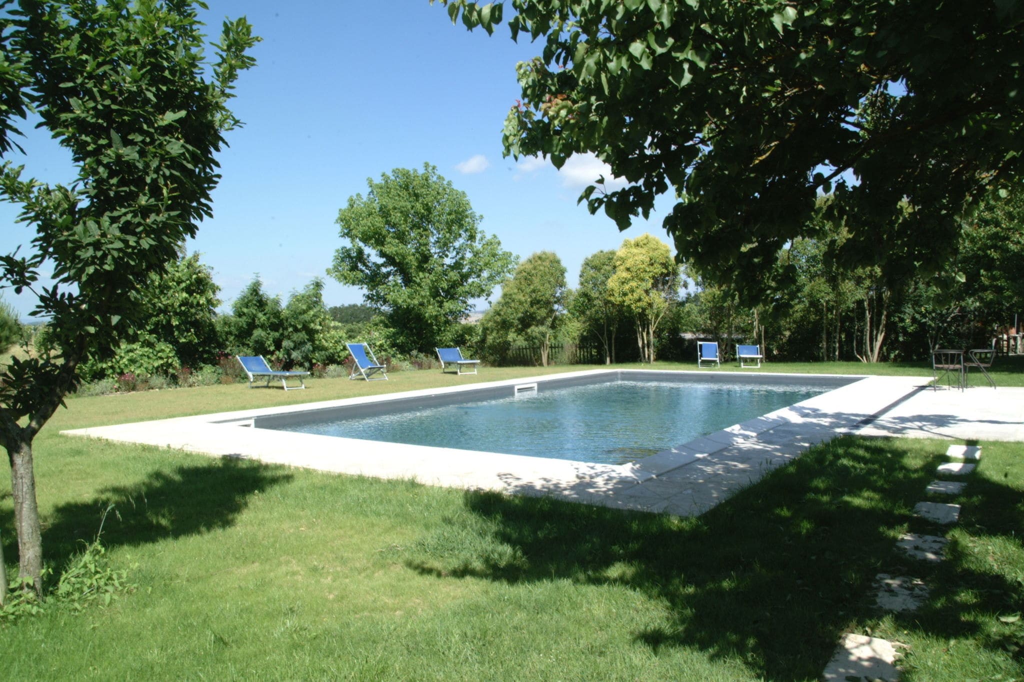Landelijk appartement in Asciano met gezamenlijk zwembad