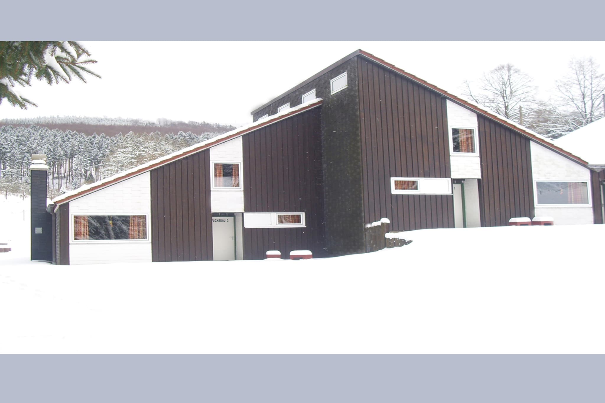 Wieselbau-Exterieur winter