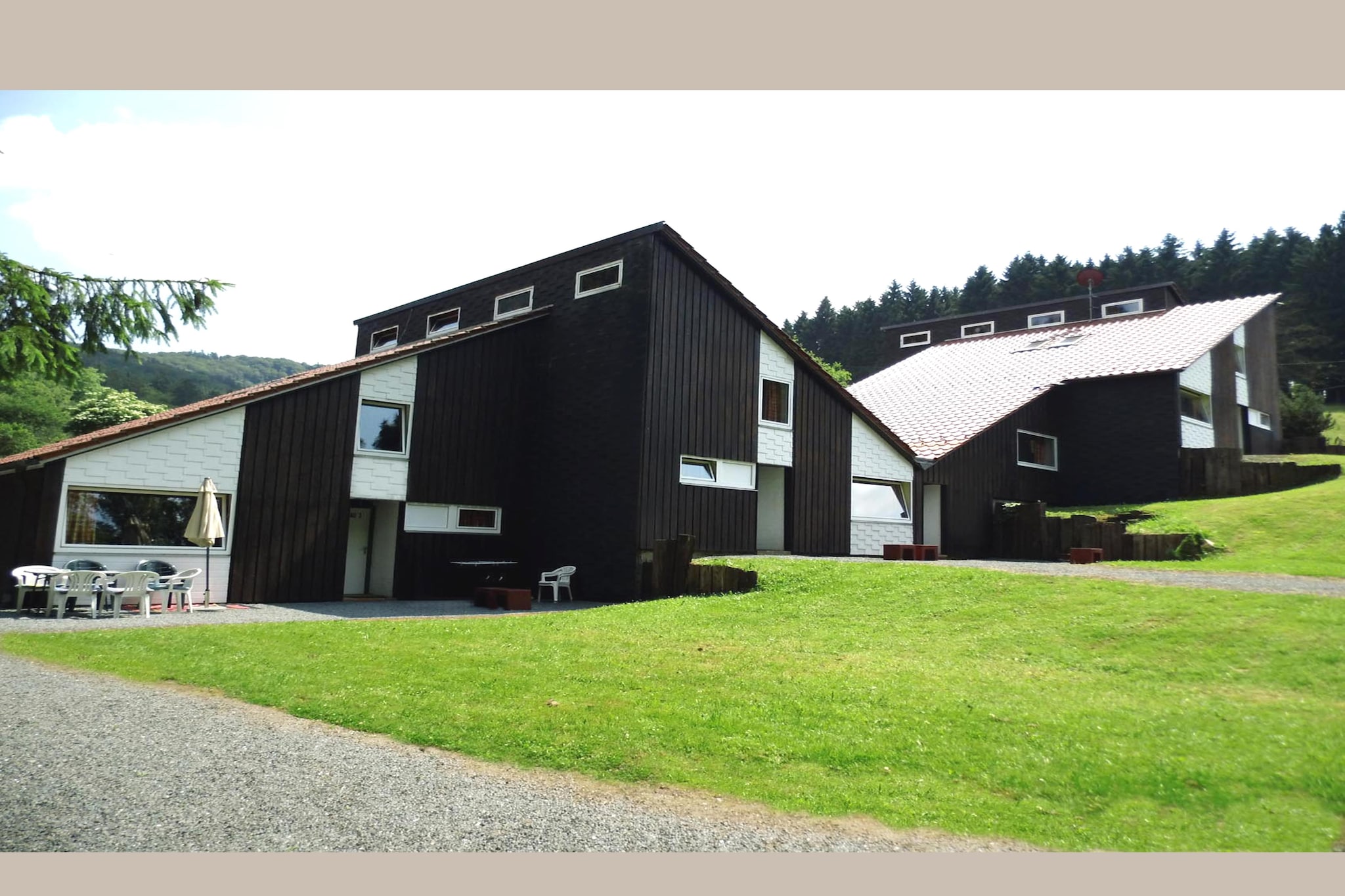 Wieselbau-Buitenkant zomer