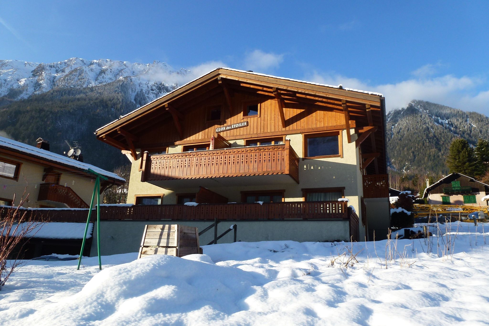 Apartment in Chamonix-Mont-Blanc with balcony