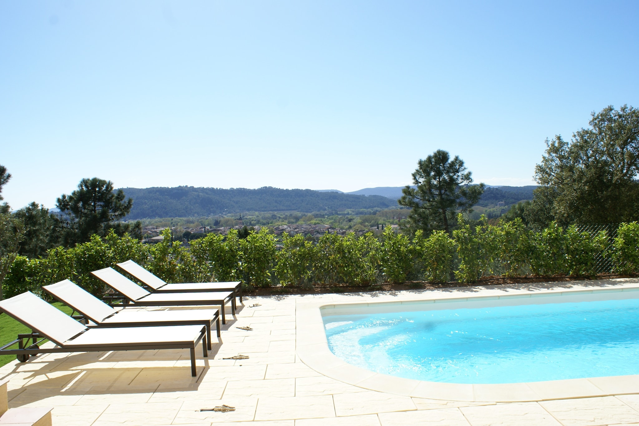 Belle Villa à Vidauban avec Piscine saisonnière