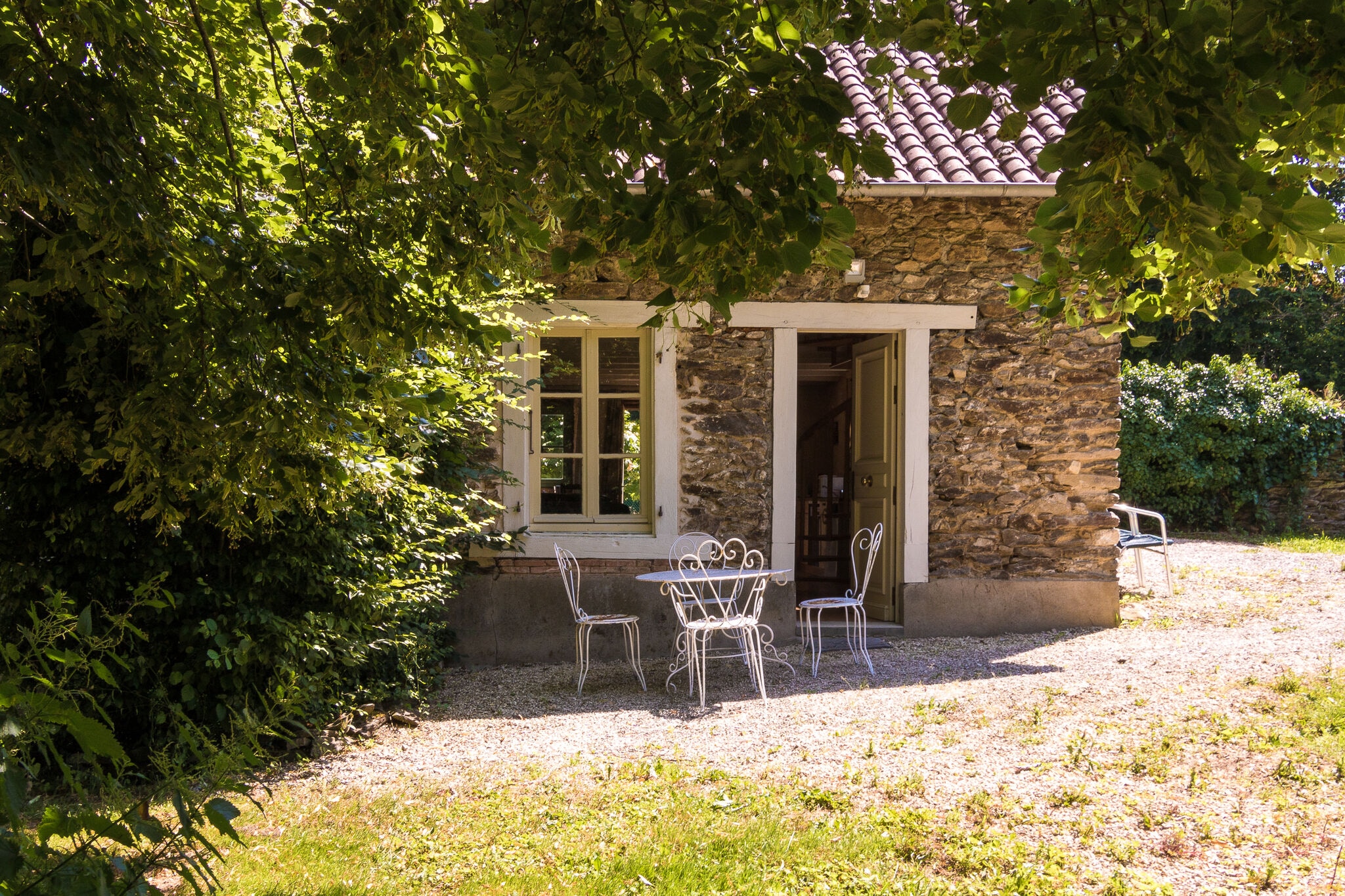 Gemütliches Cottage in Aquitanien mit möbliertem Garten